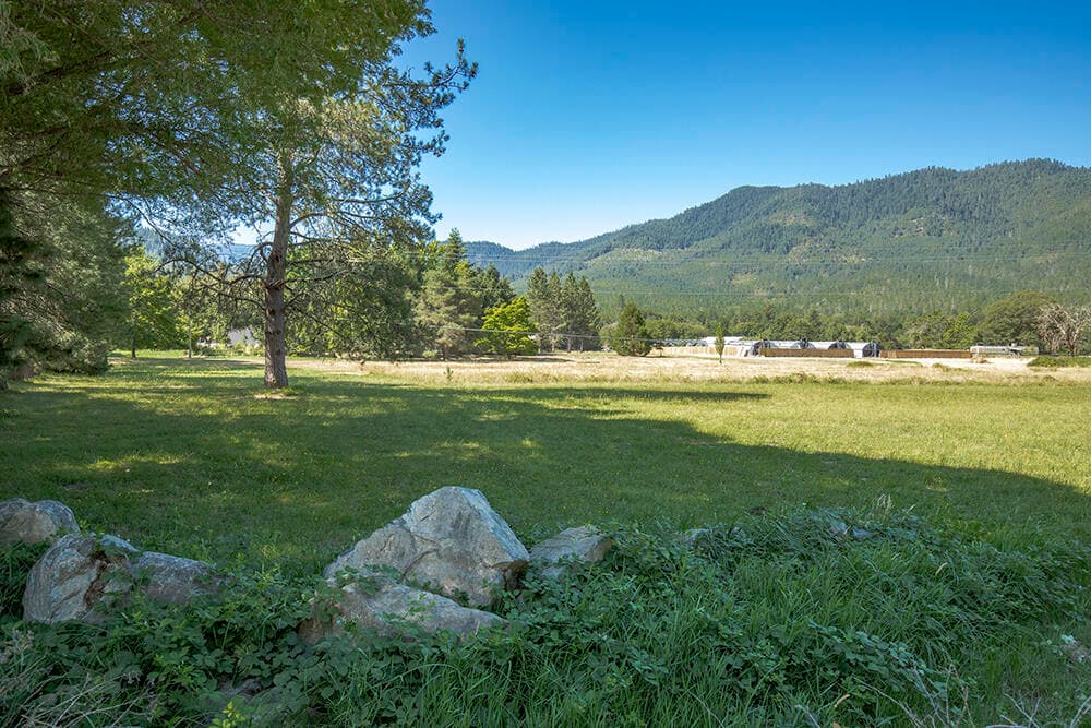 44. Photo 3 of 45, 7342 New Hope Road, Grants Pass, OR 97527