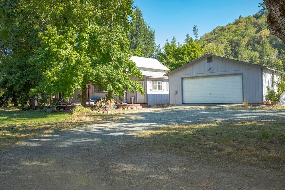 19. Photo 1 of 45, 7342 New Hope Road, Grants Pass, OR 97527