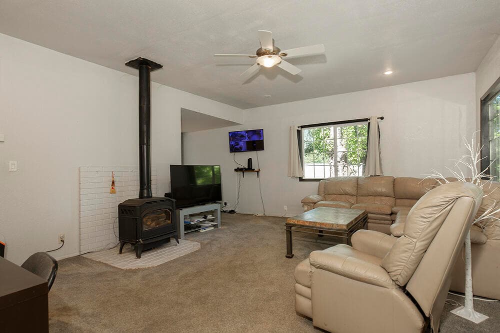3. Photo 5 of 45, 7342 New Hope Road, Grants Pass, OR 97527