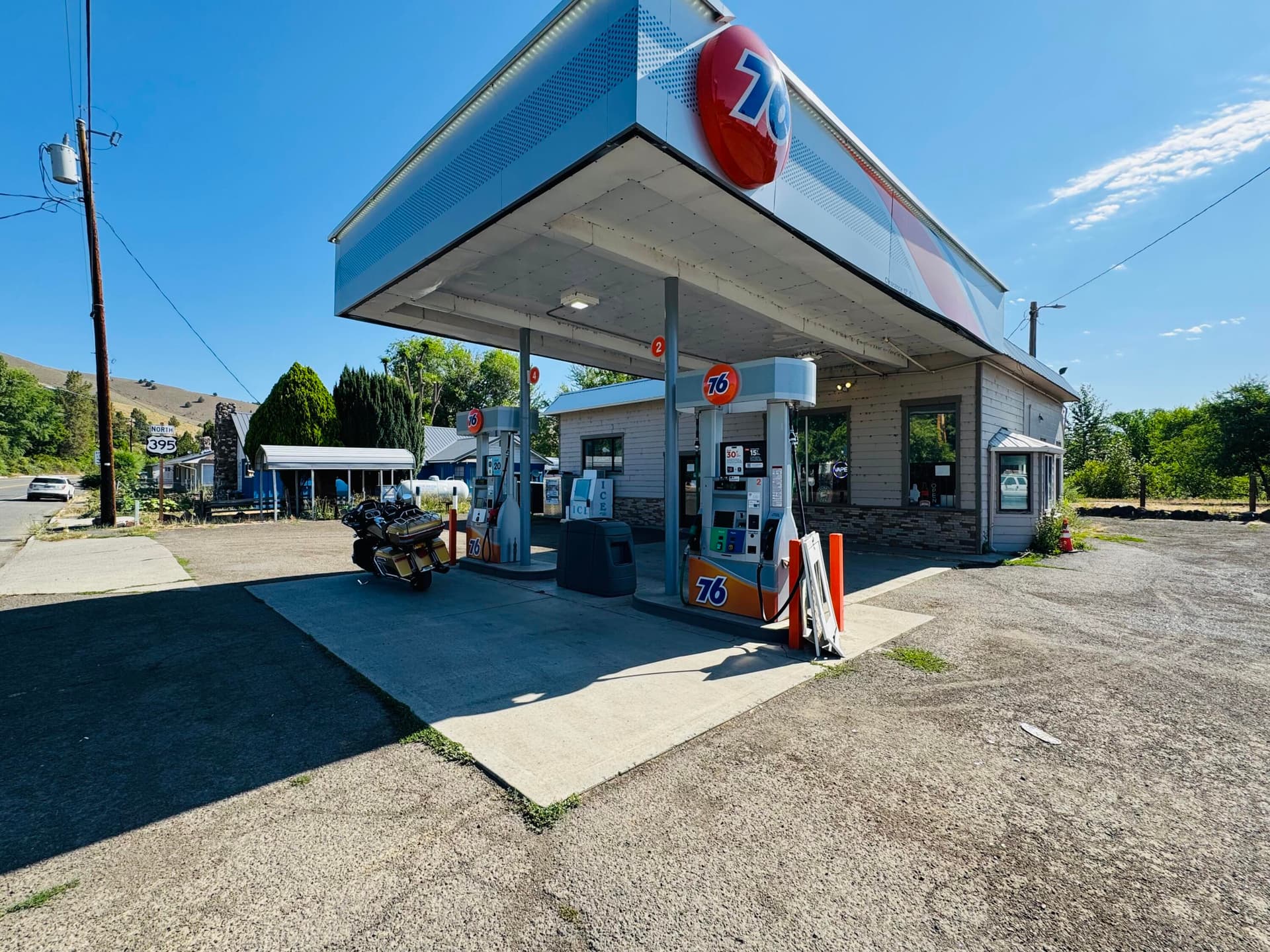 Exterior. Photo 3 of 39, 150 Mountian Boulevard, Mount Vernon, OR 97865