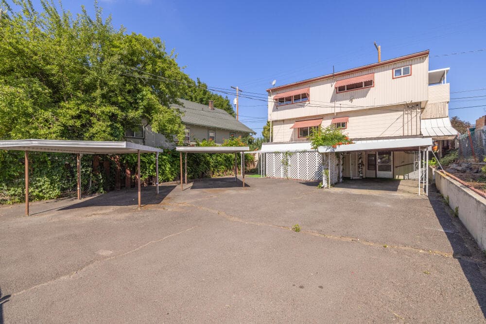 Back Parking Lot Off Alley. Photo 5 of 73, 1146 Pine Street, Klamath Falls, OR 97601