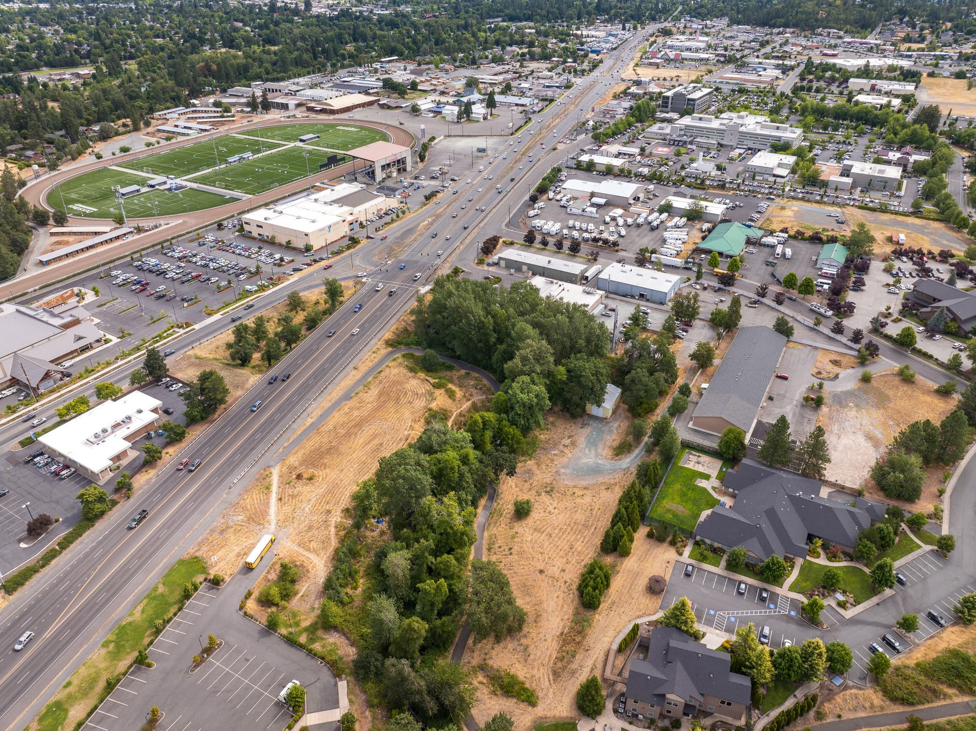 835 Union Ave-020. Photo 1 of 19, 835 union Avenue, Grants Pass, OR 97527