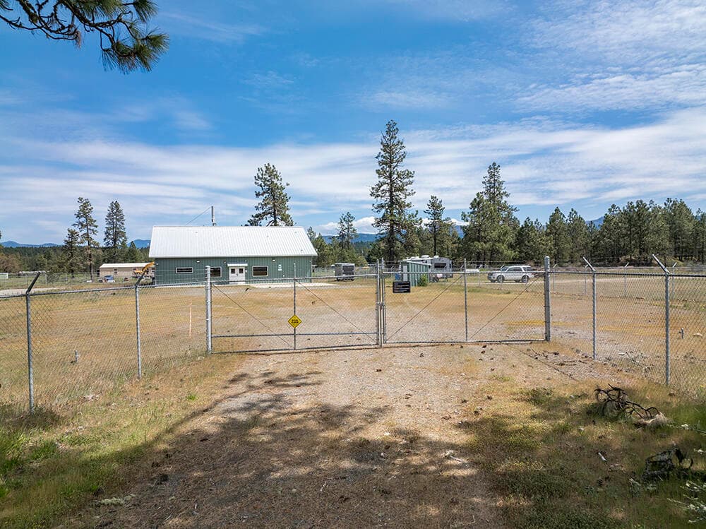 1. Photo 3 of 36, 30073 Redwood Highway, Cave Junction, OR 97523