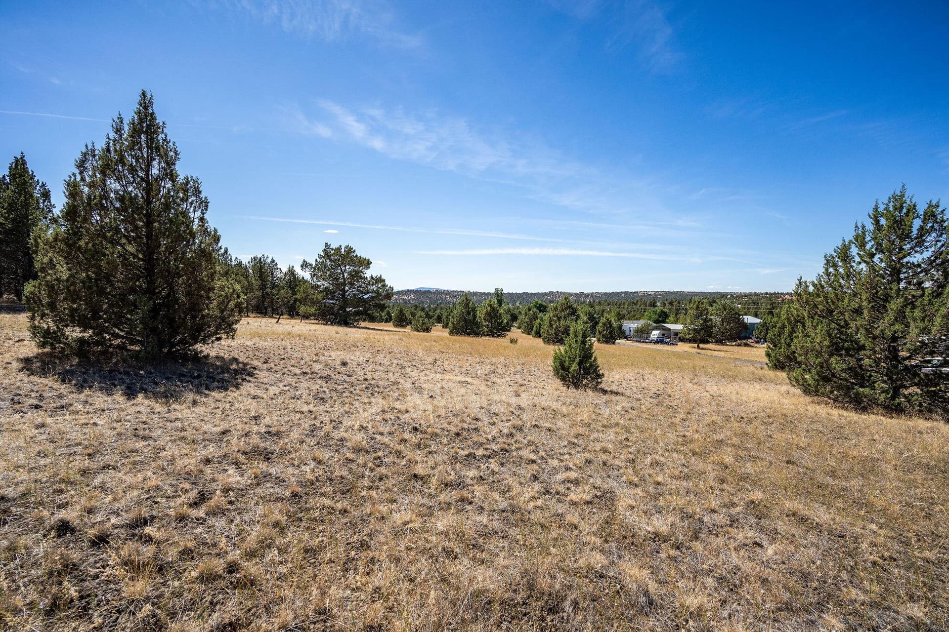 2025_08_04_hood_circle_juniper_canyon_lo. Photo 2 of 25, SE Hood Circle Unit Lot, Prineville, OR 97754