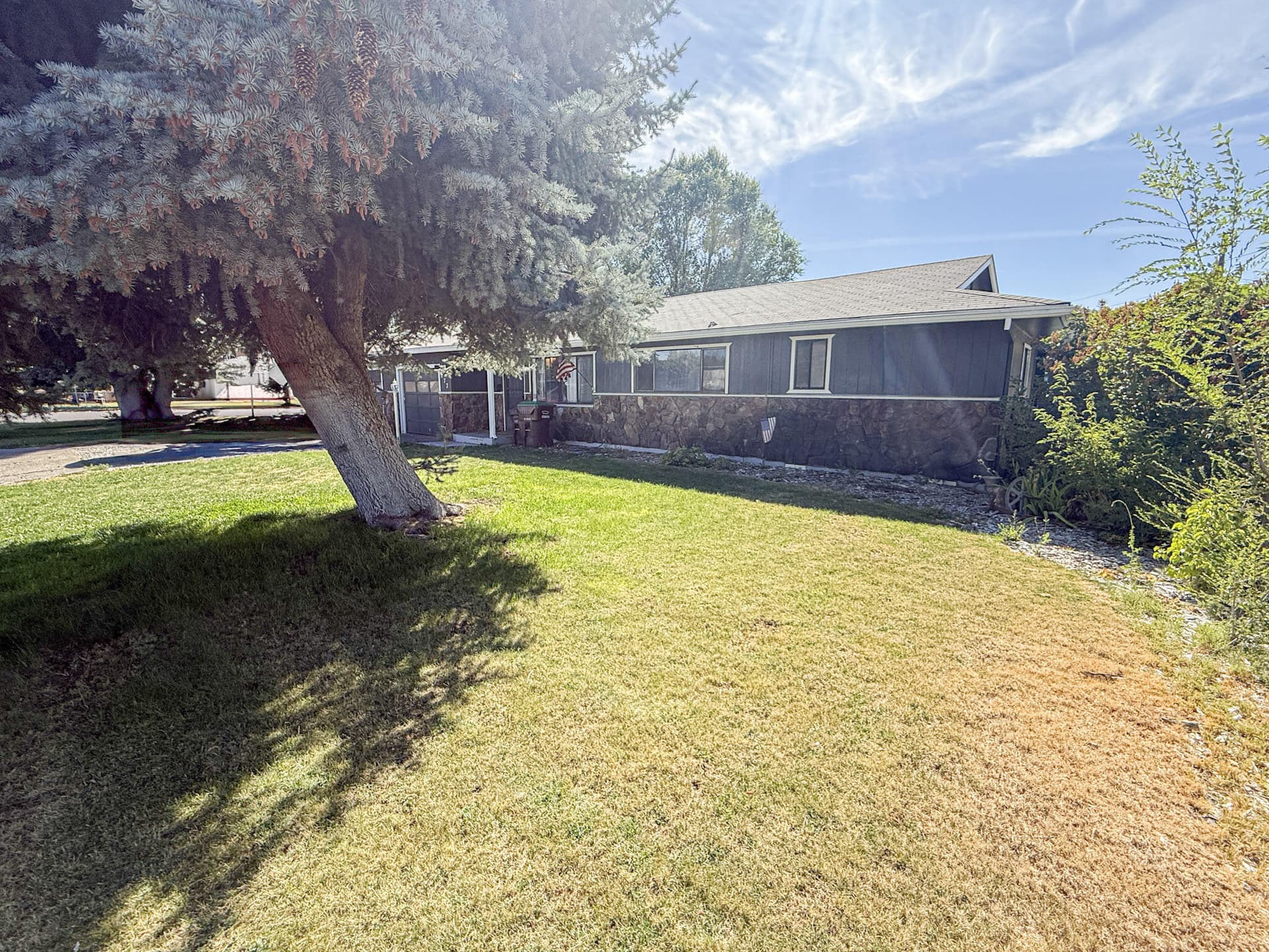 IMG_2127 (Car Removed). Photo 2 of 22, 297 SE Fairview Street, Prineville, OR 97754