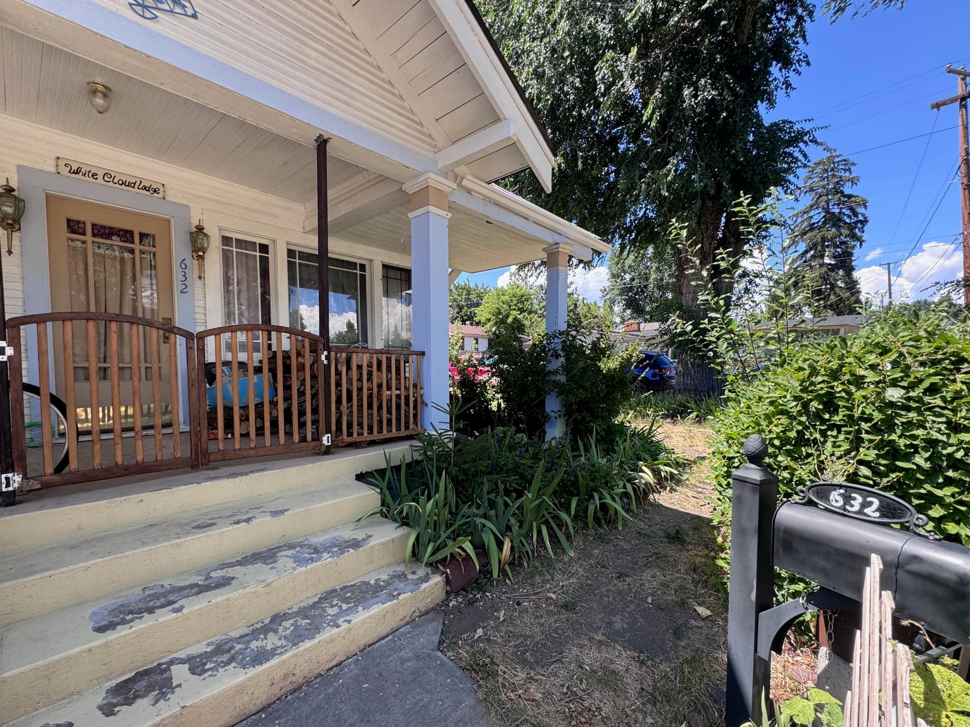 2. Photo 2 of 39, 632 N 10th Street, Klamath Falls, OR 97601