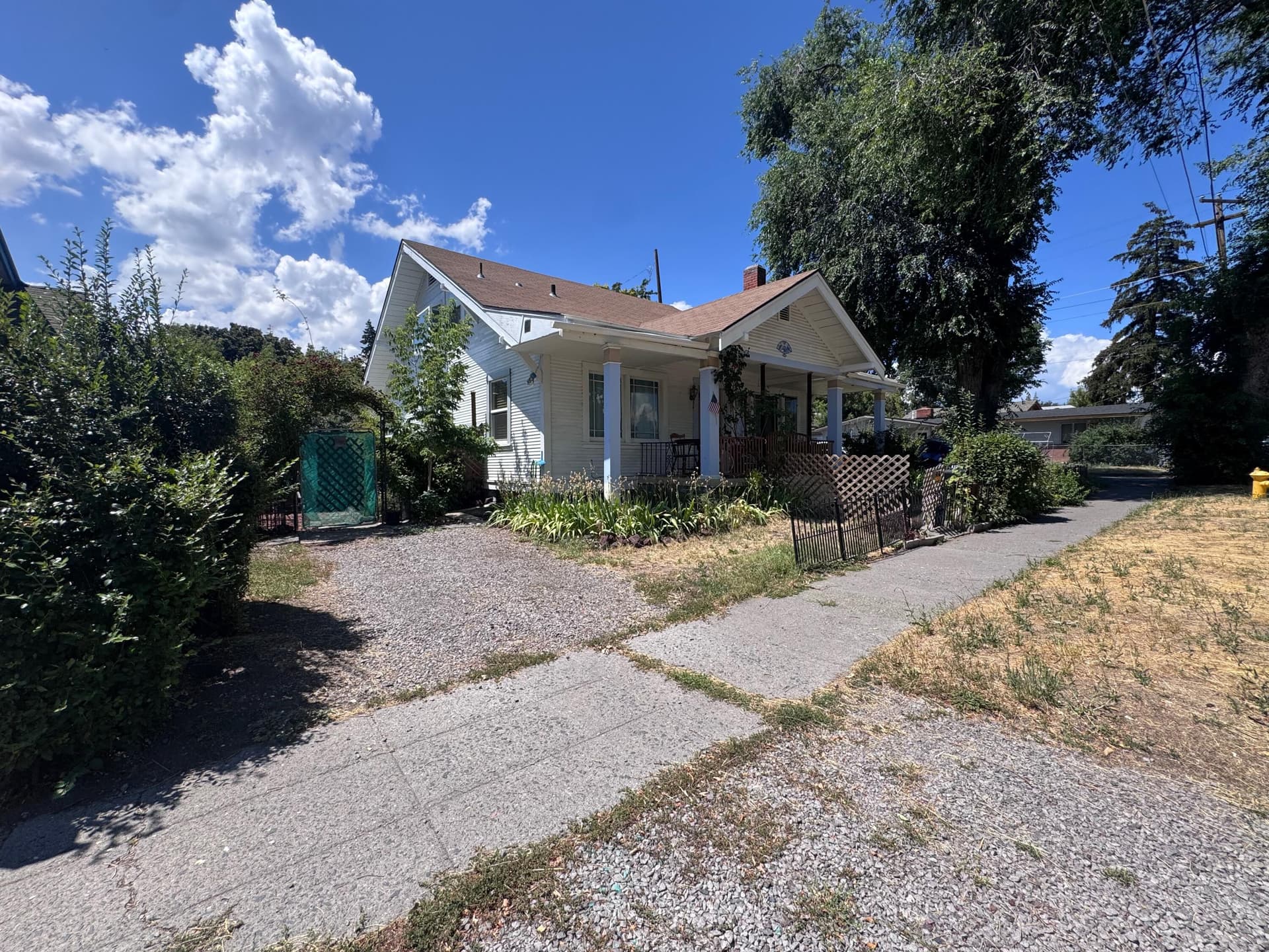3. Photo 3 of 39, 632 N 10th Street, Klamath Falls, OR 97601