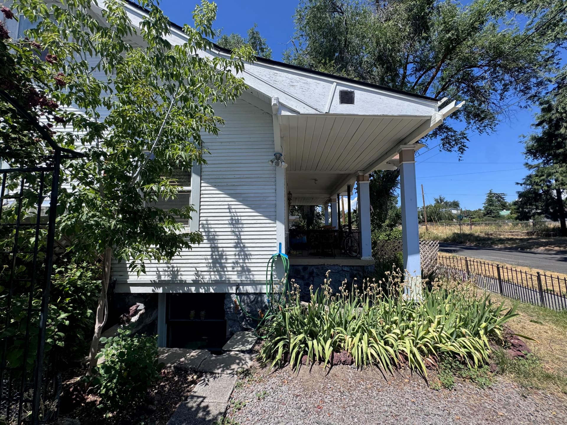 5. Photo 5 of 39, 632 N 10th Street, Klamath Falls, OR 97601