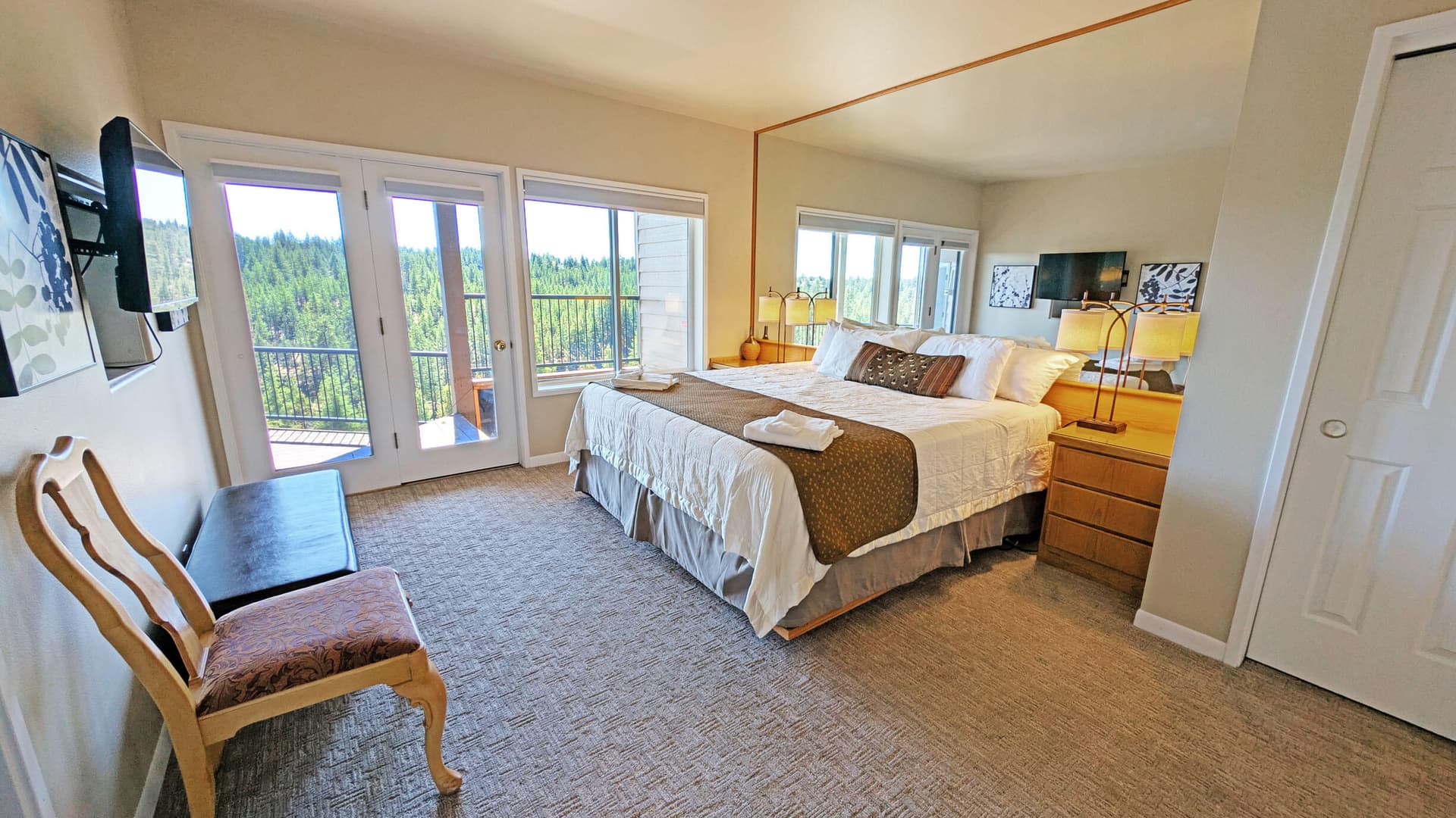 328 Bedroom 1. Photo 1 of 15, 19717 SW Mt Bachelor Drive Unit 328D, Bend, OR 97702