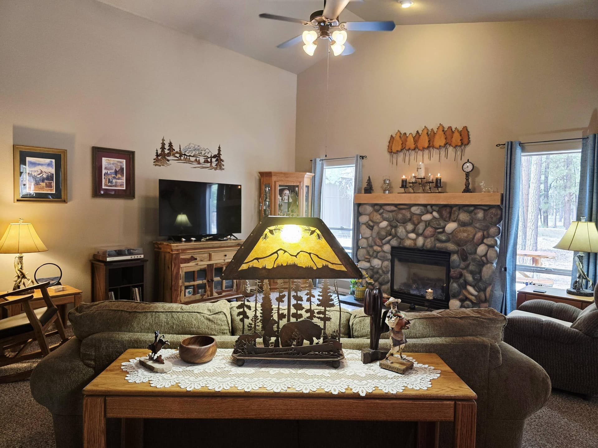 R Liv Rm 2. Photo 5 of 26, 15324 Bear Street, La Pine, OR 97739