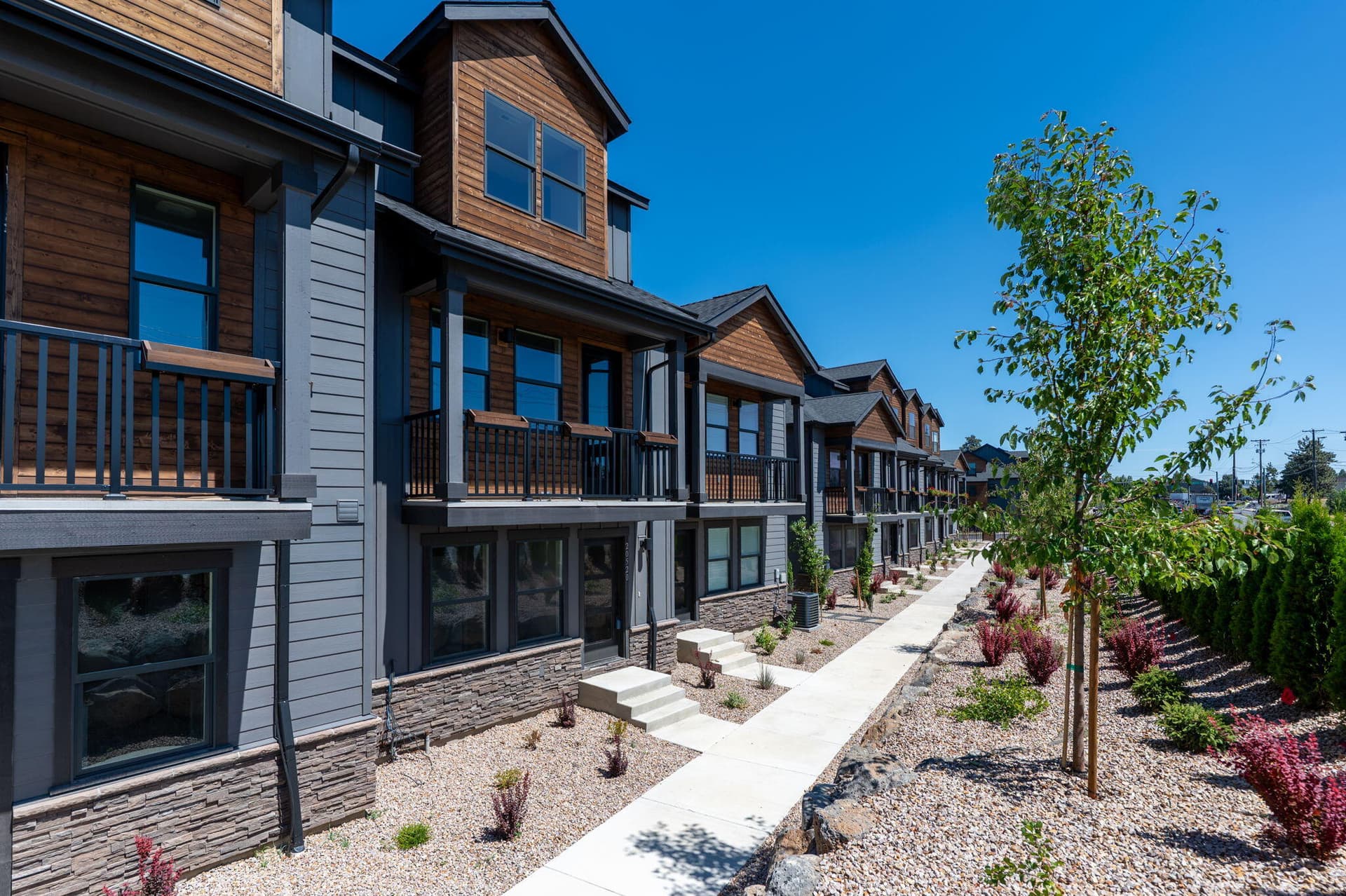 179-web-or-mls-Calaveras-Townhomes-420. Photo 2 of 39, 20516 NE Empire Avenue, Bend, OR 97701