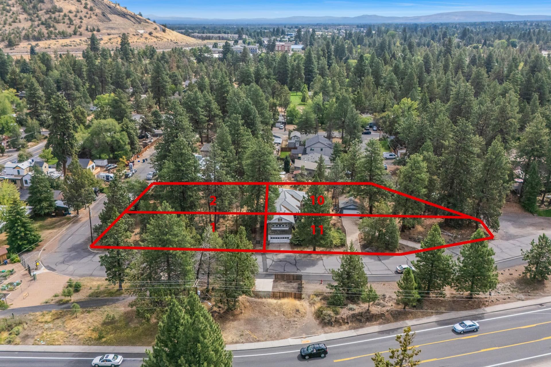 438 NE 9th St - Lot Line 2. Photo 3 of 28, 438 NE 9th Street, Bend, OR 97701