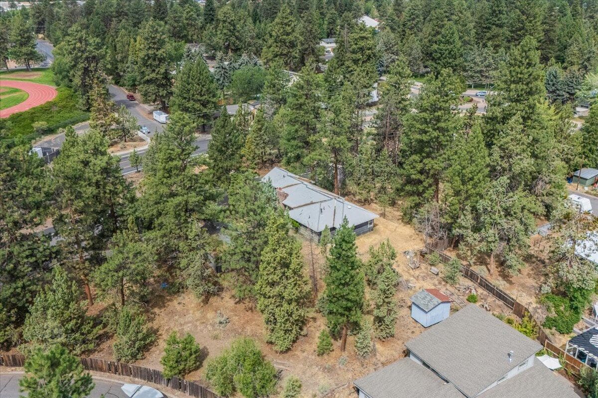04-438 NE 9th St -12. Photo 5 of 28, 438 NE 9th Street, Bend, OR 97701