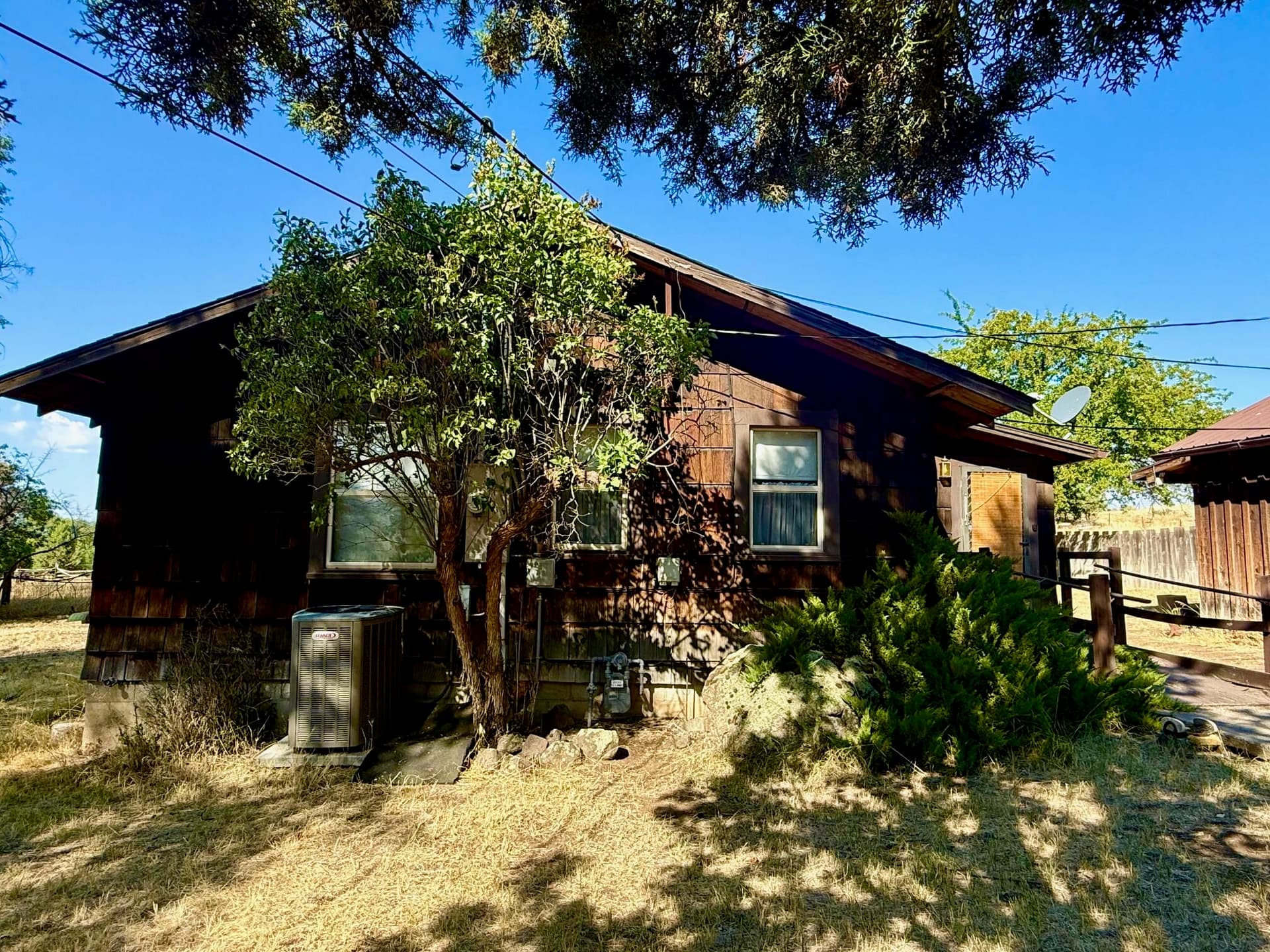 IMG_6056. Photo 2 of 99, 862 Kane Street, Klamath Falls, OR 97603