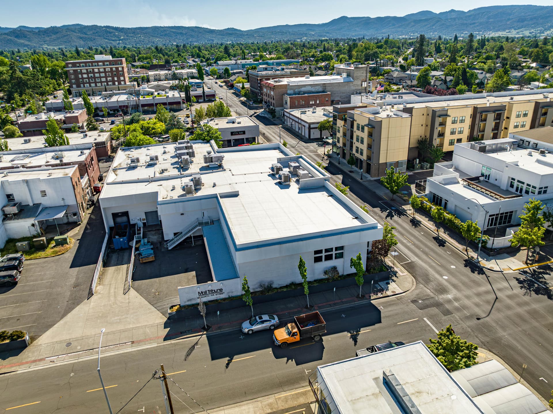 MT-3. Photo 3 of 41, 33 N Fir Street, Medford, OR 97501