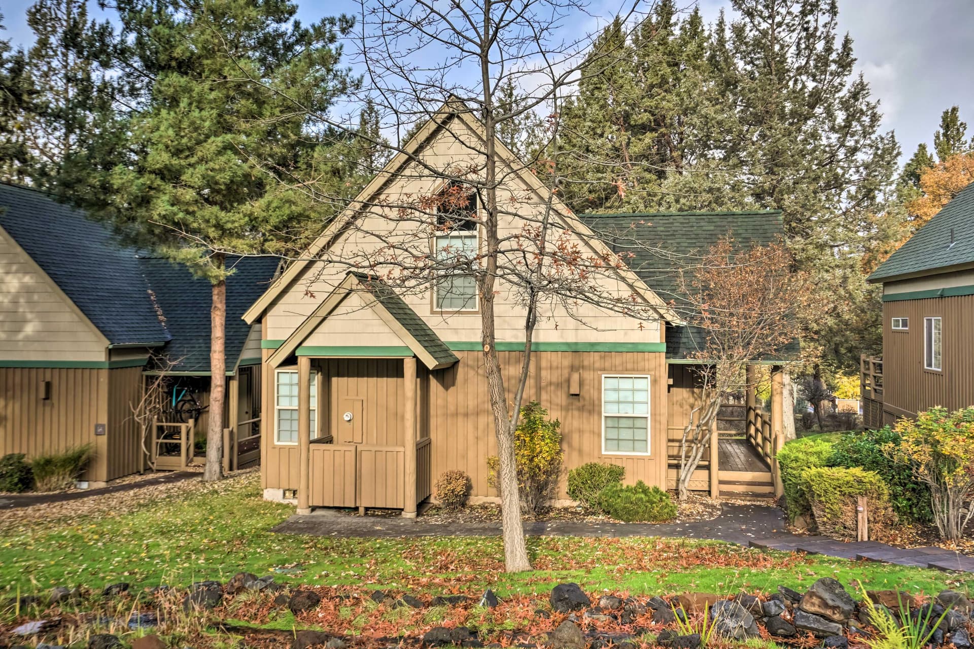 Set02. Photo 5 of 39, 4667 Marsh Hawk Drive, Klamath Falls, OR 97601