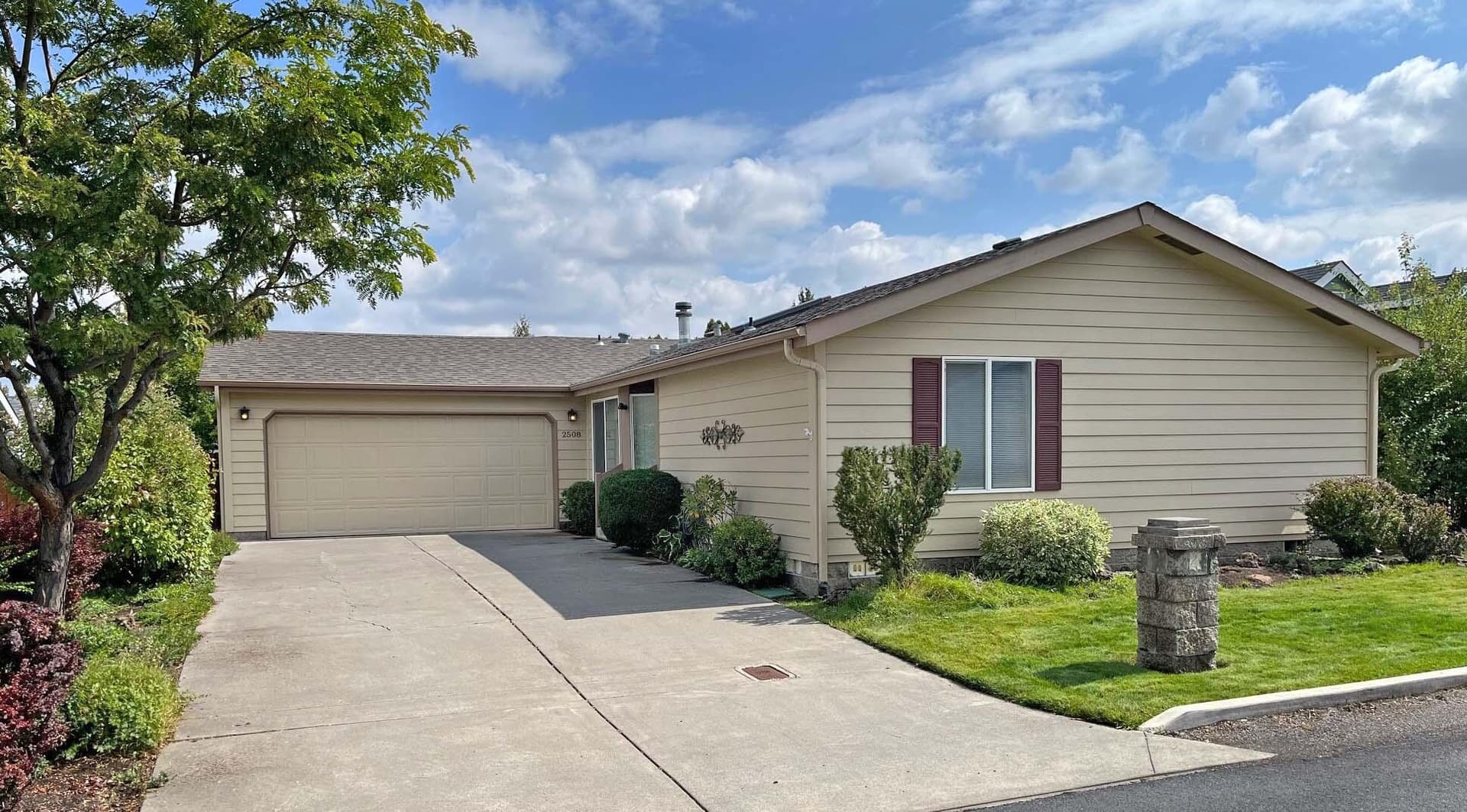 ip full front 2. Photo 2 of 39, 2508 NE Buckwheat Court, Bend, OR 97701