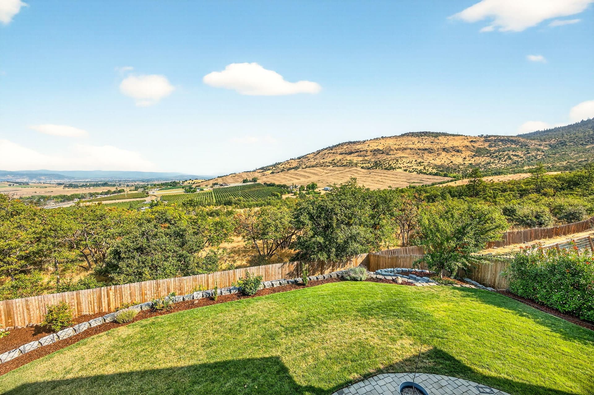 Views of Mountains. Photo 5 of 91, 3371 Annapolis Drive, Medford, OR 97504