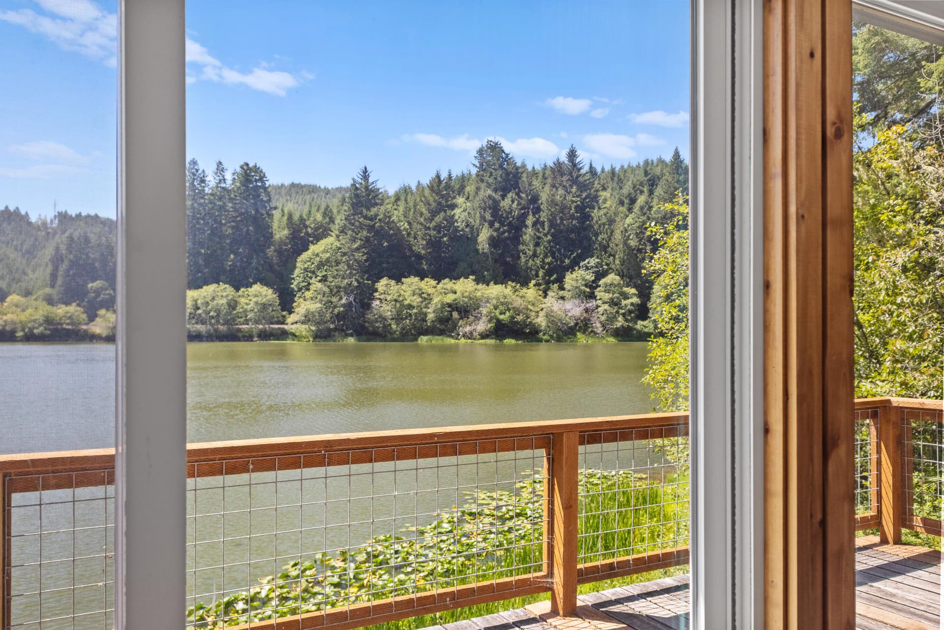 1523 N Tenmile Lake (25). Photo 5 of 23, 1523 N Tenmile, Lakeside, OR 97449