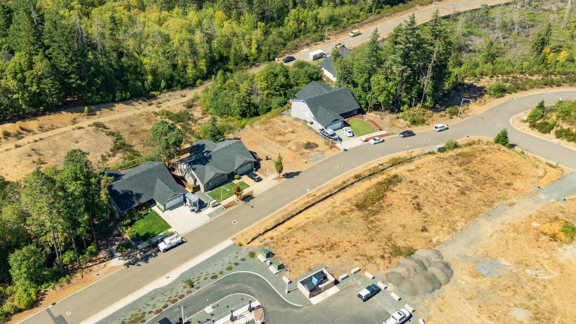 4. Photo 5 of 7, 1262 Green Valley Drive, Cave Junction, OR 97523