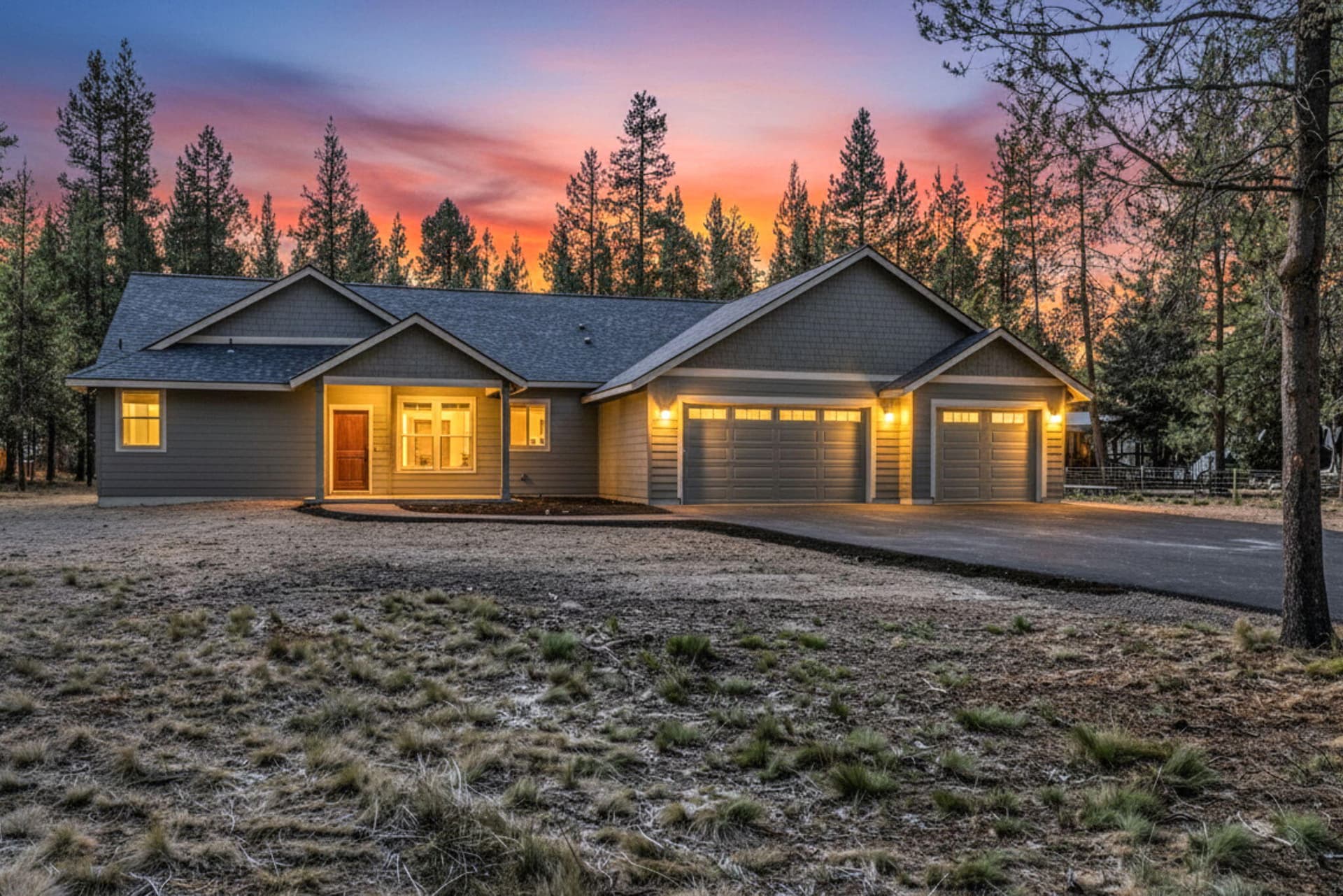 2025_09_26_16065_cascade_lane_lp-69. Photo 1 of 47, 16065 Cascade Lane, La Pine, OR 97739
