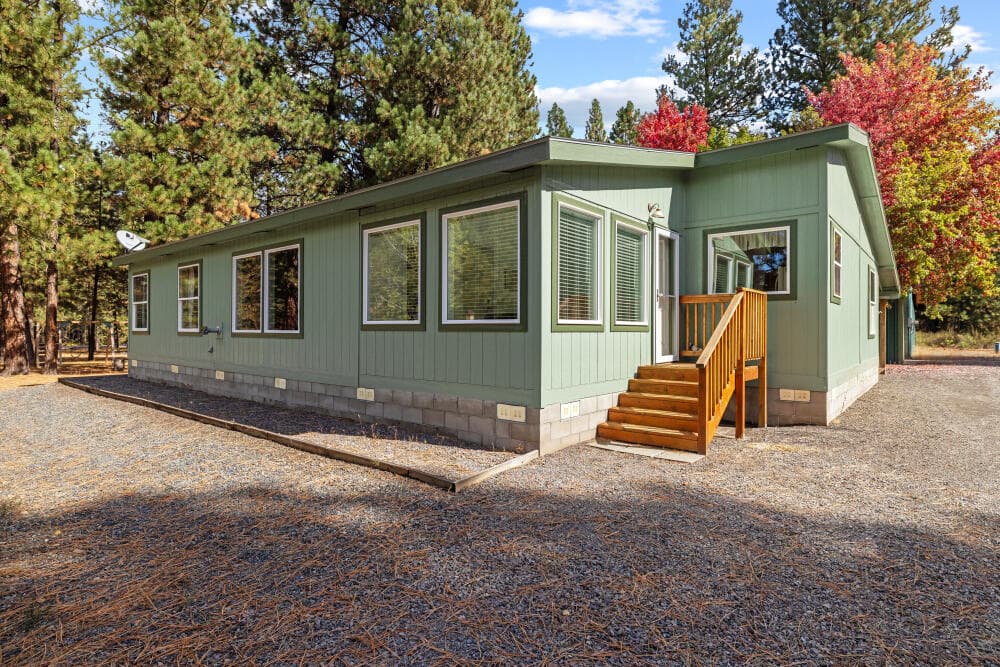 2. Photo 2 of 61, 22929 Horseshoe Way, Klamath Falls, OR 97601