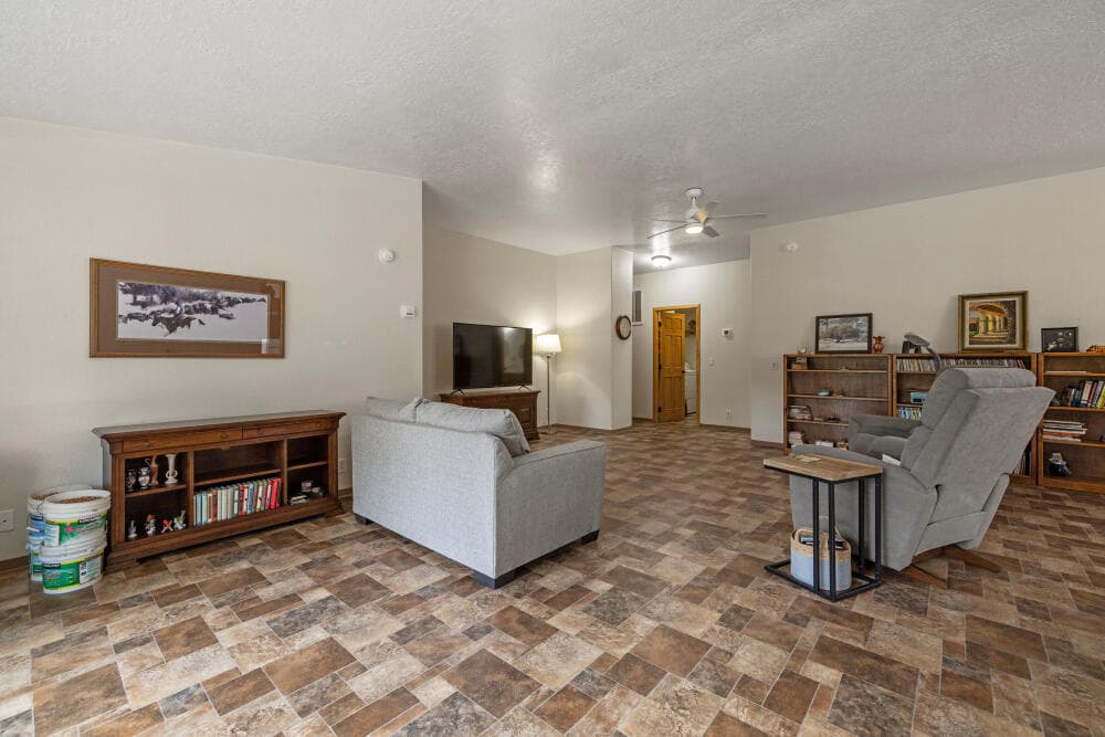 3. Photo 3 of 61, 22929 Horseshoe Way, Klamath Falls, OR 97601