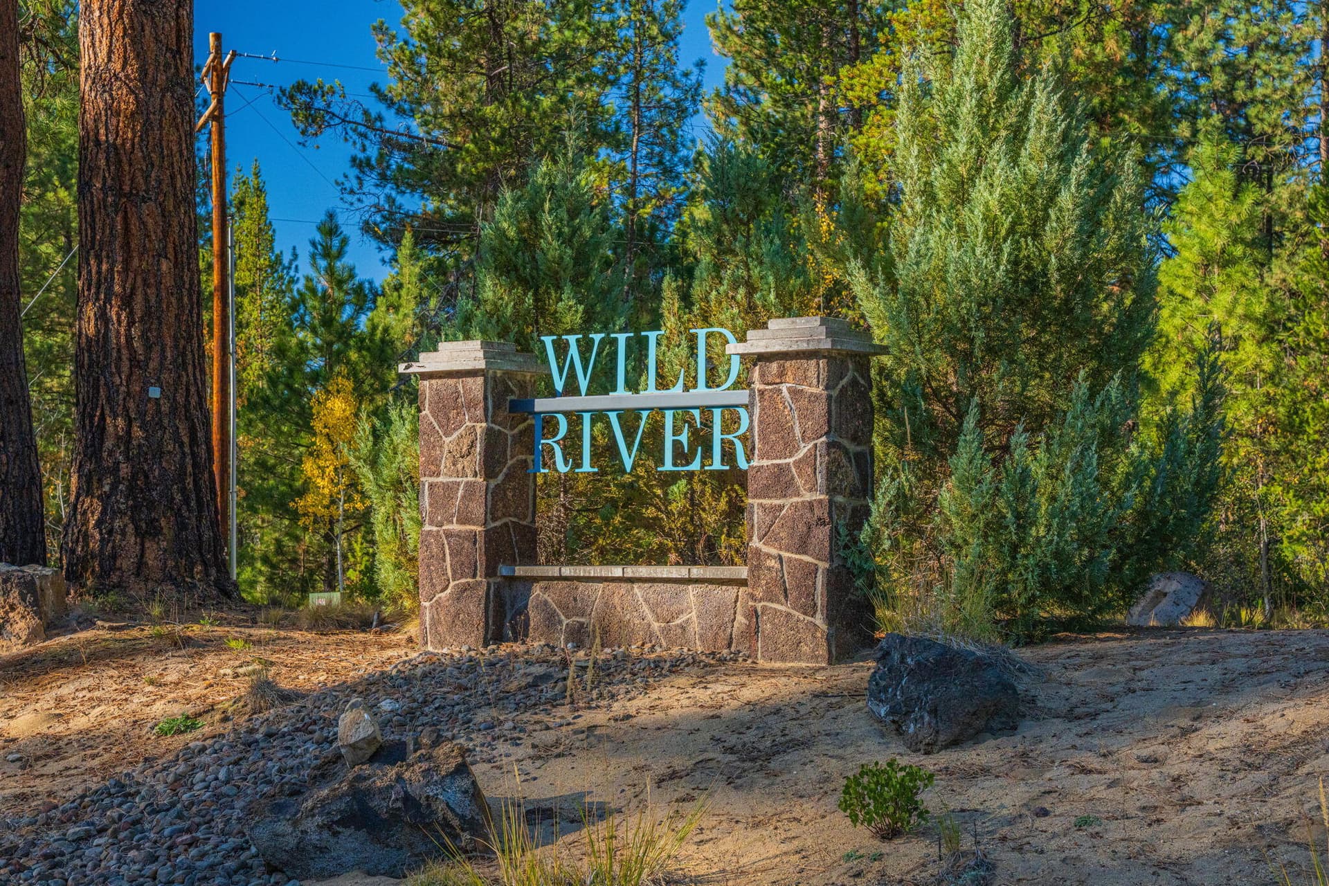 Wild River. Photo 2 of 34, 53582 Brookie Way, La Pine, OR 97739