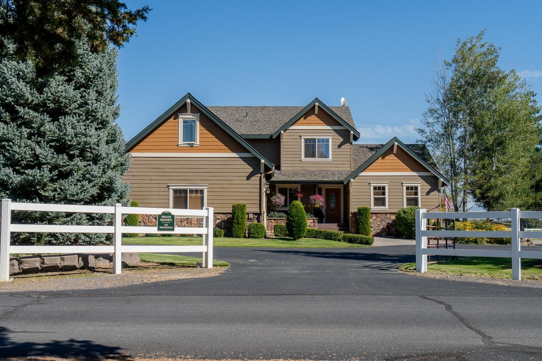 batch_04. Photo 2 of 55, 61416 Cougar Trail, Bend, OR 97701