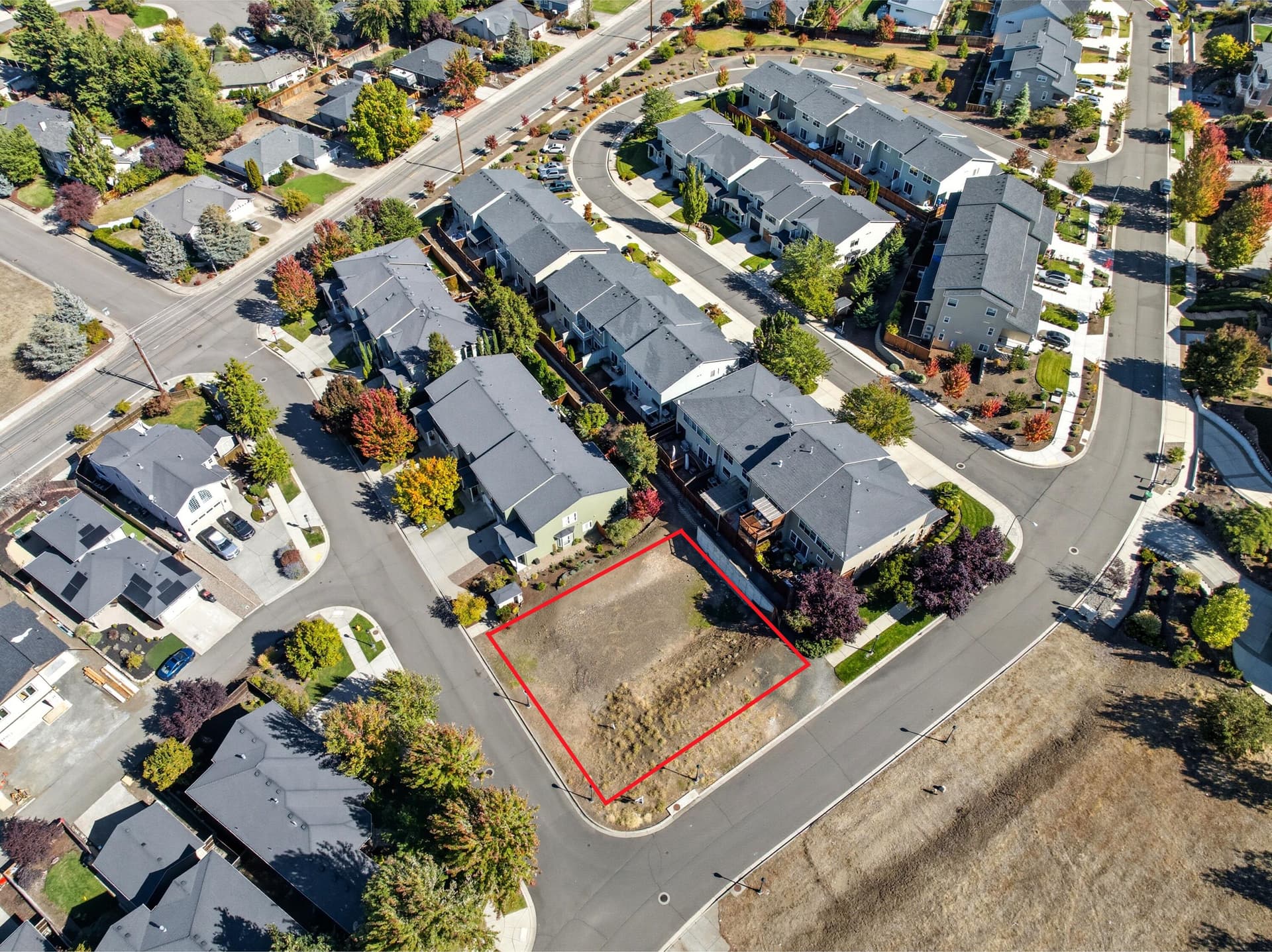 Lot #2 outlined, Lori. Photo 3 of 12, 4719 Hathaway Drive, Medford, OR 97504