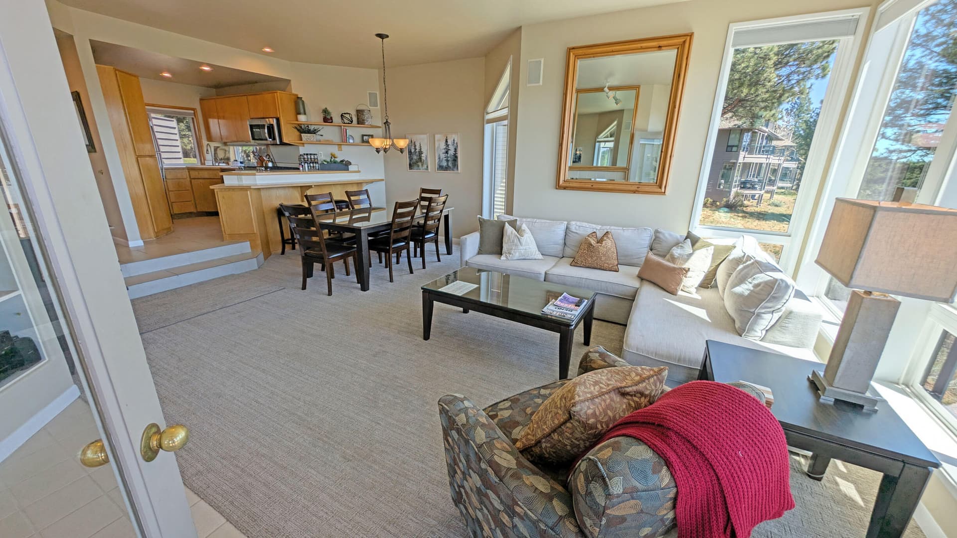 328 Living B. Photo 1 of 14, 19717 SW Mt Bachelor Drive Unit 328A, Bend, OR 97702