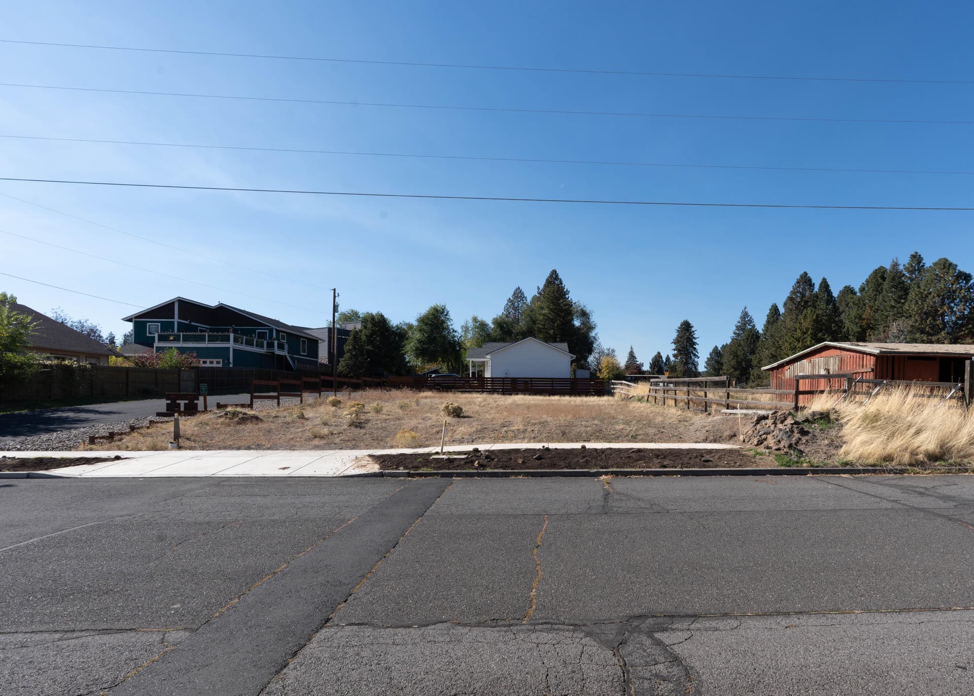 A7405056-2. Photo 4 of 9, 2109 NE 11th Place, Bend, OR 97701