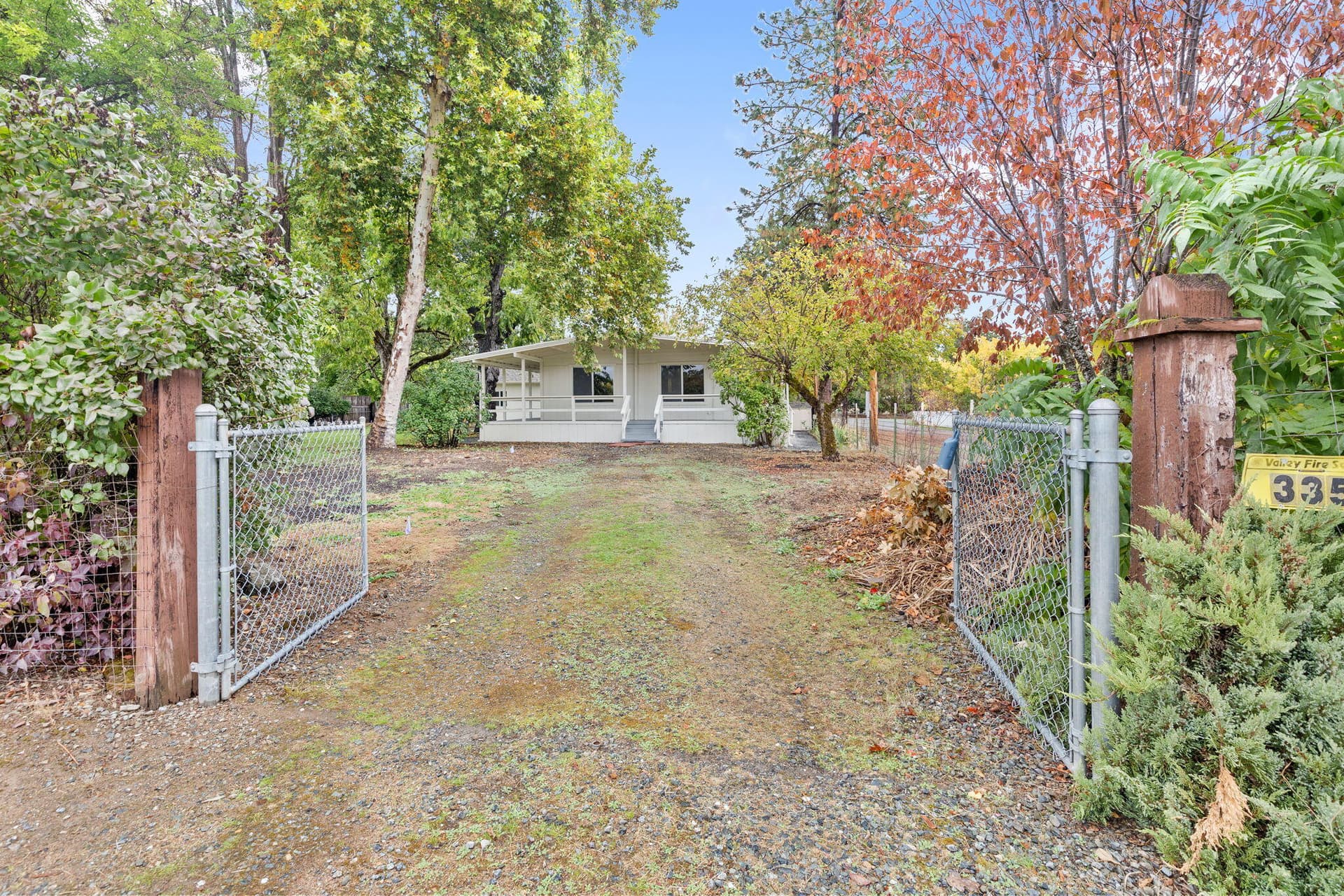 B-web-or-mls-335-tavis-dr. Photo 5 of 25, 335 Tavis Drive, Merlin, OR 97532