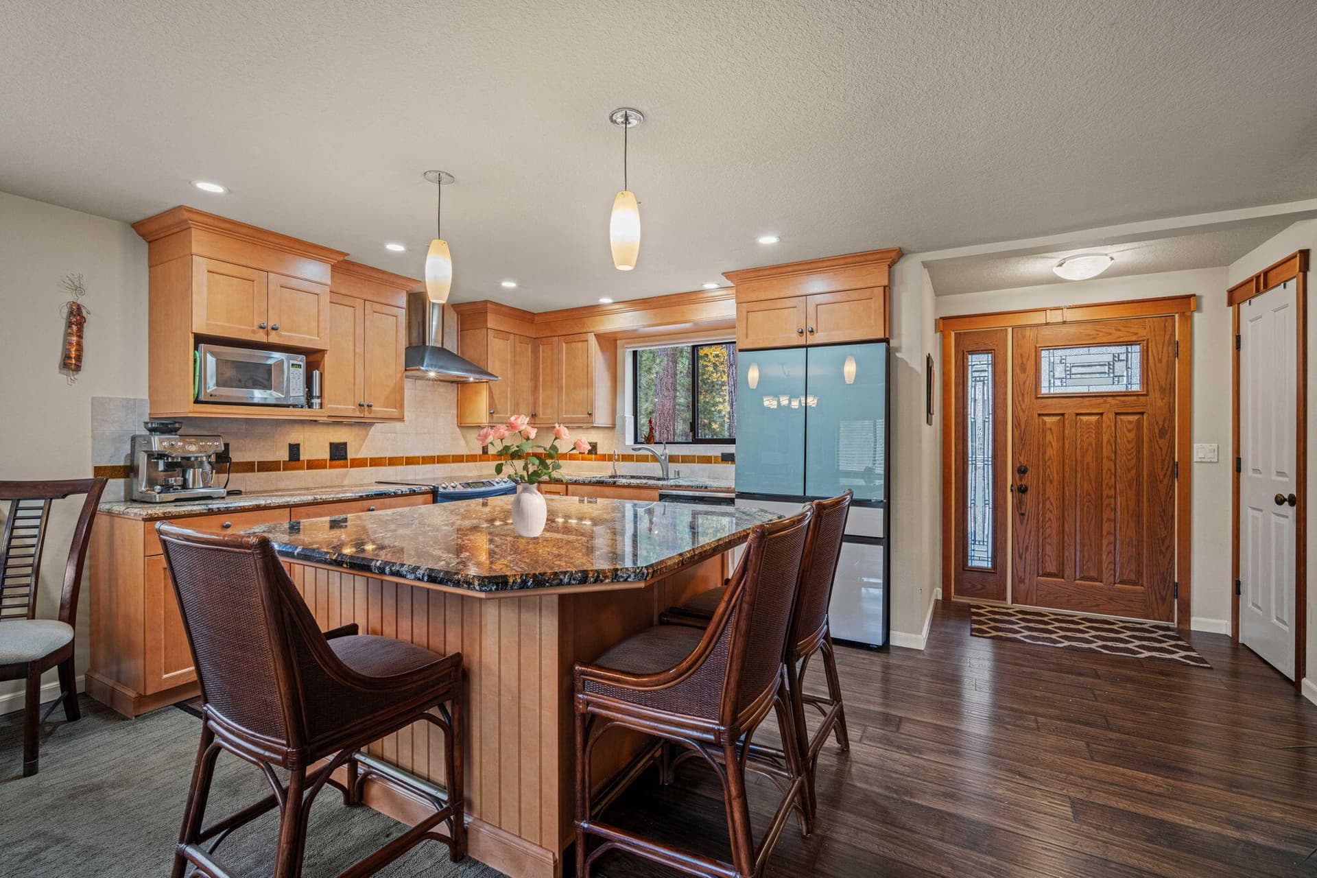 113-web-or-mls-56019 Snow Goose w Flower. Photo 1 of 32, 56019 Snow Goose Road, Bend, OR 97707