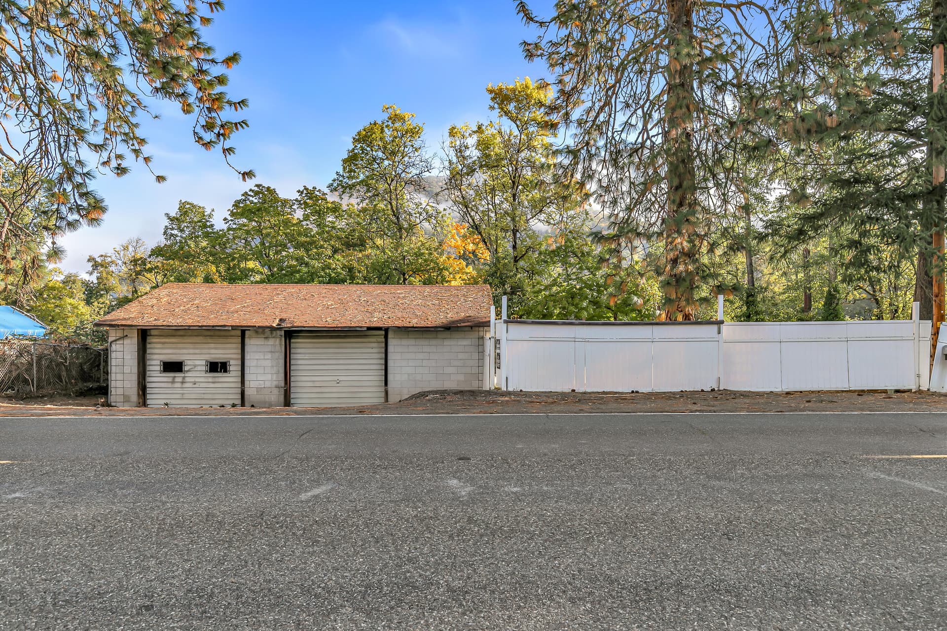 9R9A4460. Photo 1 of 21, 5142 Rogue River Highway, Gold Hill, OR 97525