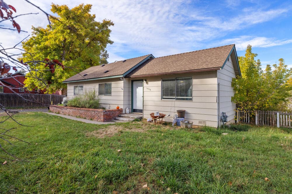 1426KaneSt-27. Photo 3 of 33, 1426 Kane Street, Klamath Falls, OR 97603