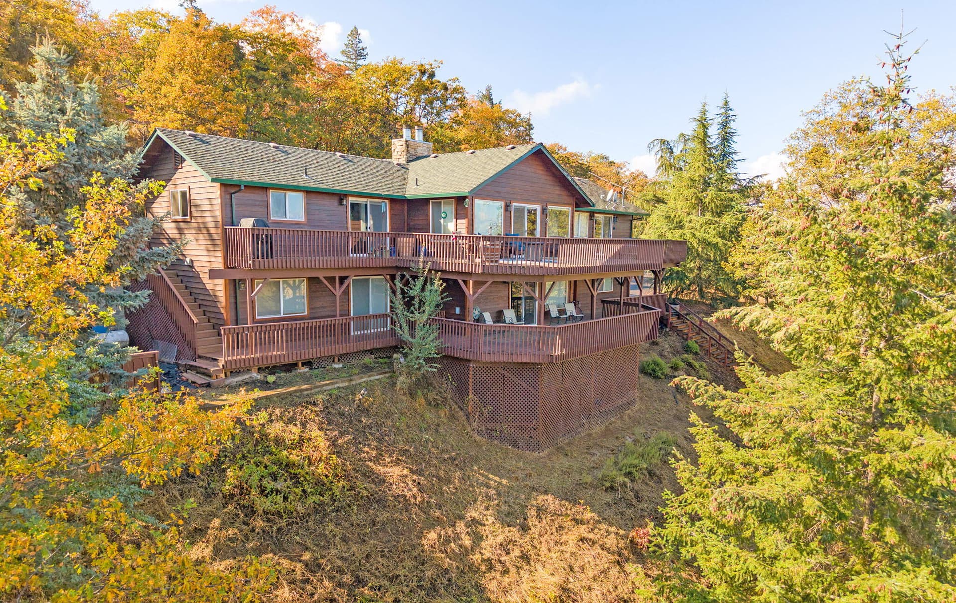 ApxSD (2). Photo 3 of 79, 2070 Skyview Drive, Medford, OR 97501