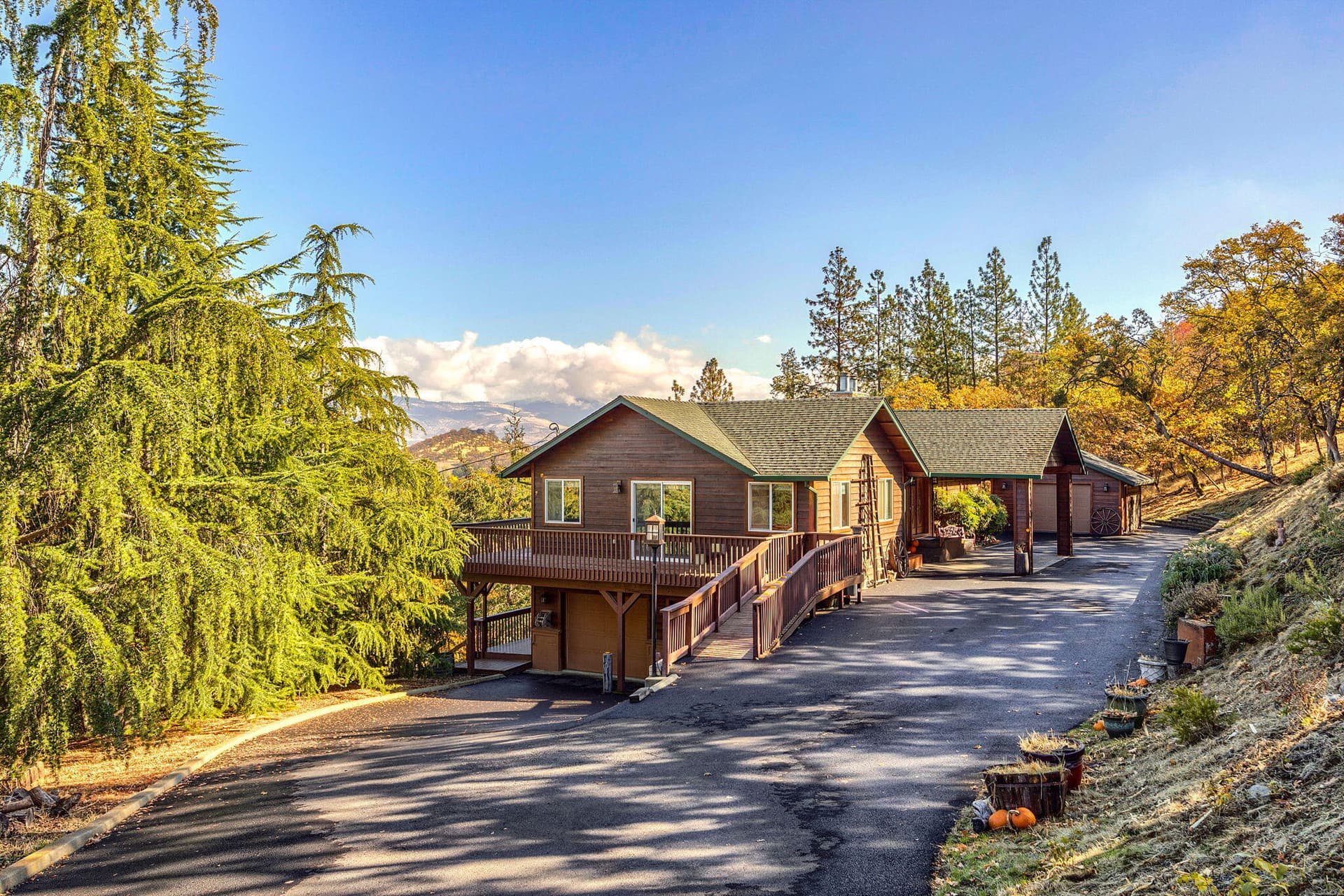 ApxSD (12). Photo 2 of 79, 2070 Skyview Drive, Medford, OR 97501