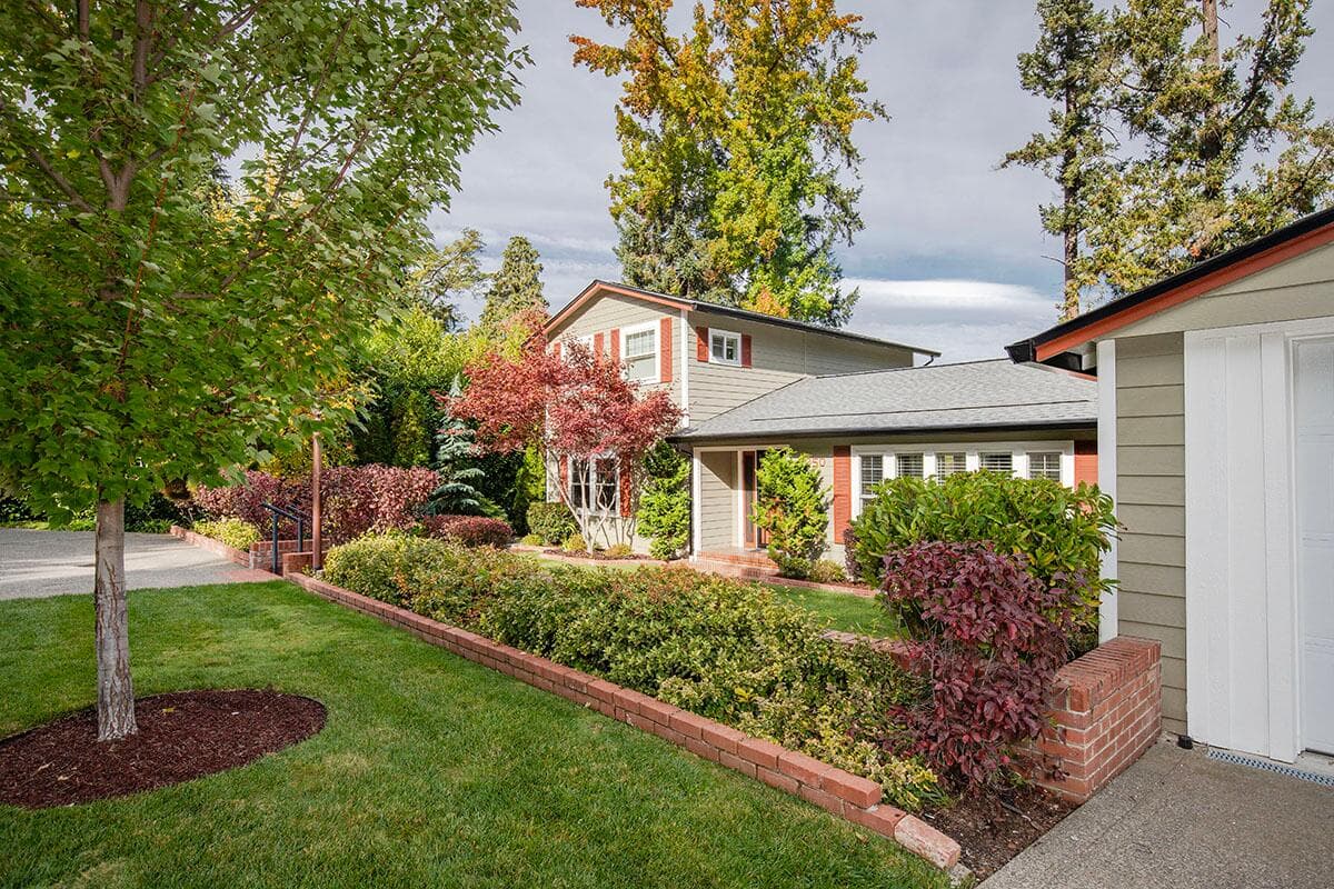Beautiful Front Yard. Photo 5 of 106, 2250 Rogue River Highway, Grants Pass, OR 97527