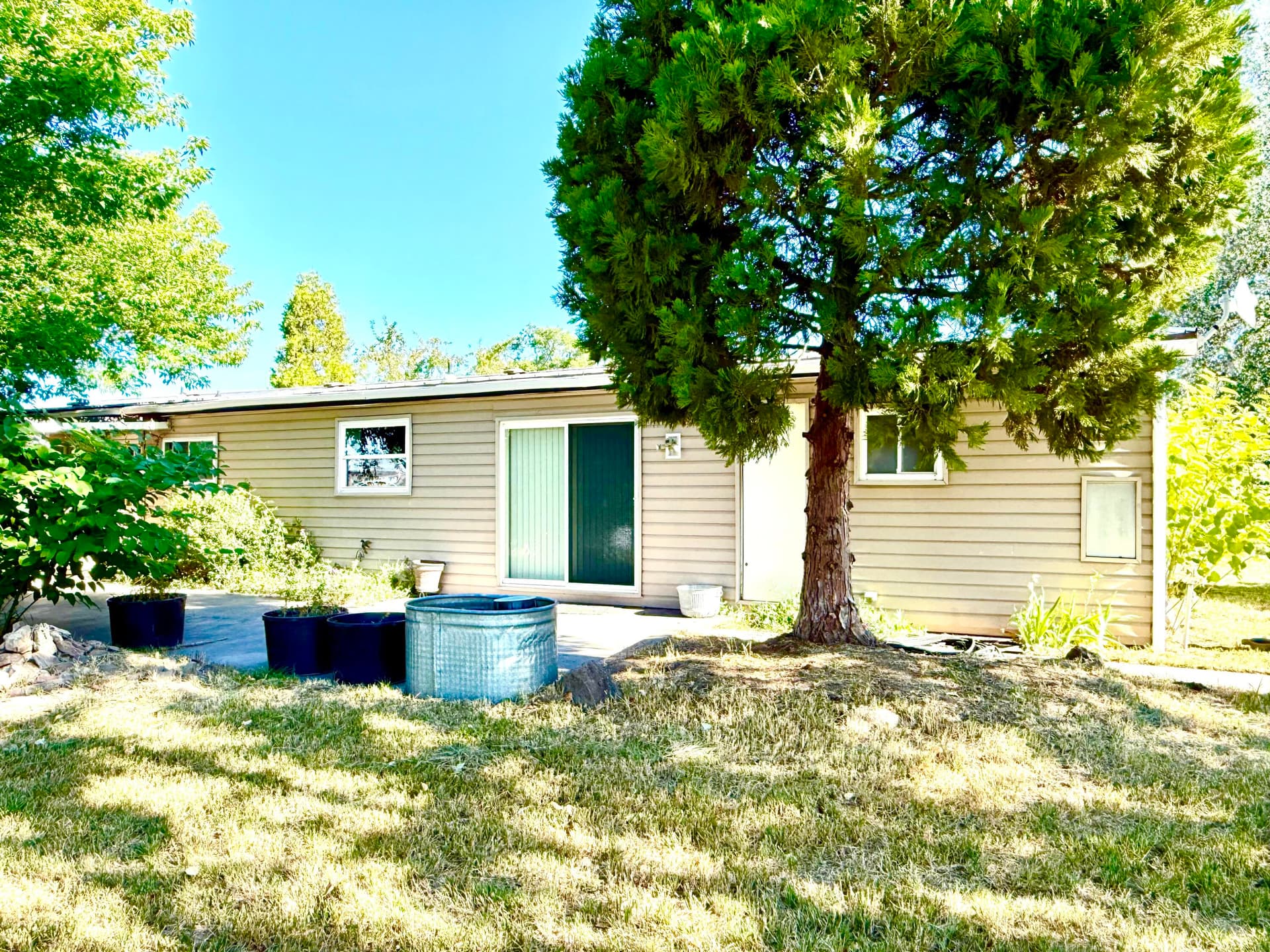 IMG_5492. Photo 2 of 67, 7992 Elliott Road, Klamath Falls, OR 97603
