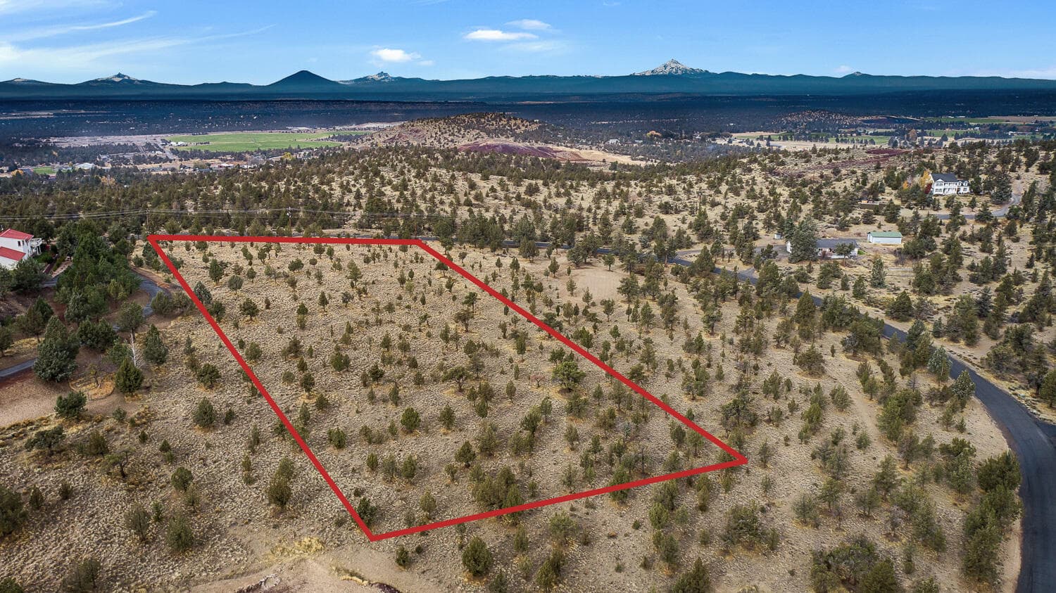Approximate lot lines for reference. Photo 2 of 14, 5680 NW 19th Street, Terrebonne, OR 97760