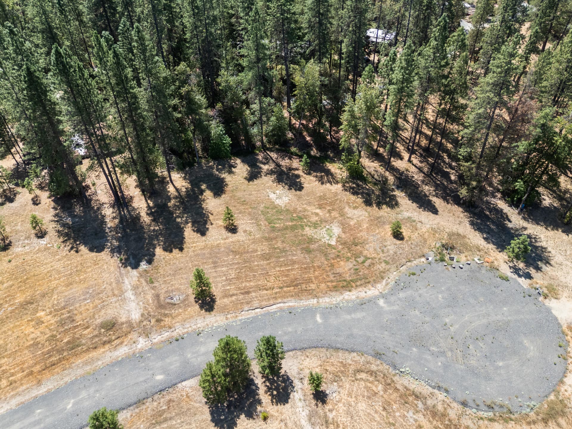 Aerial. Photo 1 of 6, 253 DeRuyte Way, Rogue River, OR 97537