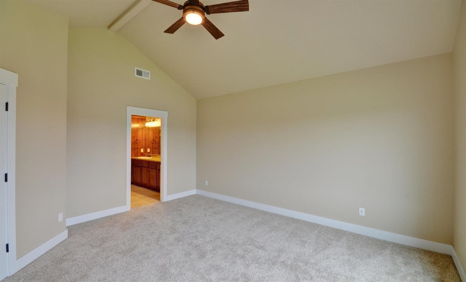 photo13. Photo 4 of 16, 179 Skyhawk Drive, Eagle Point, OR 97524