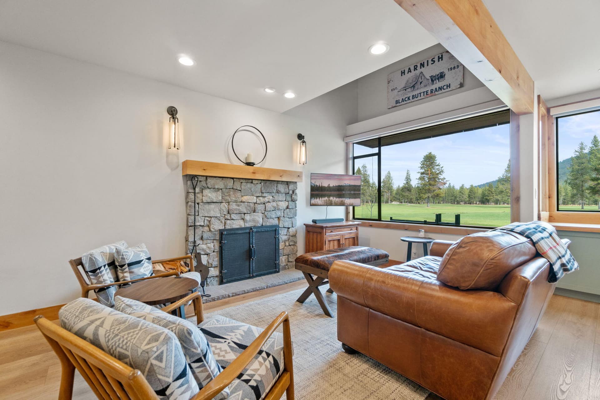 31-web-or-mls-Riley Visuals-31. Photo 1 of 45, 13400 Foxtail Unit GCC101, Black Butte Ranch, OR 97759