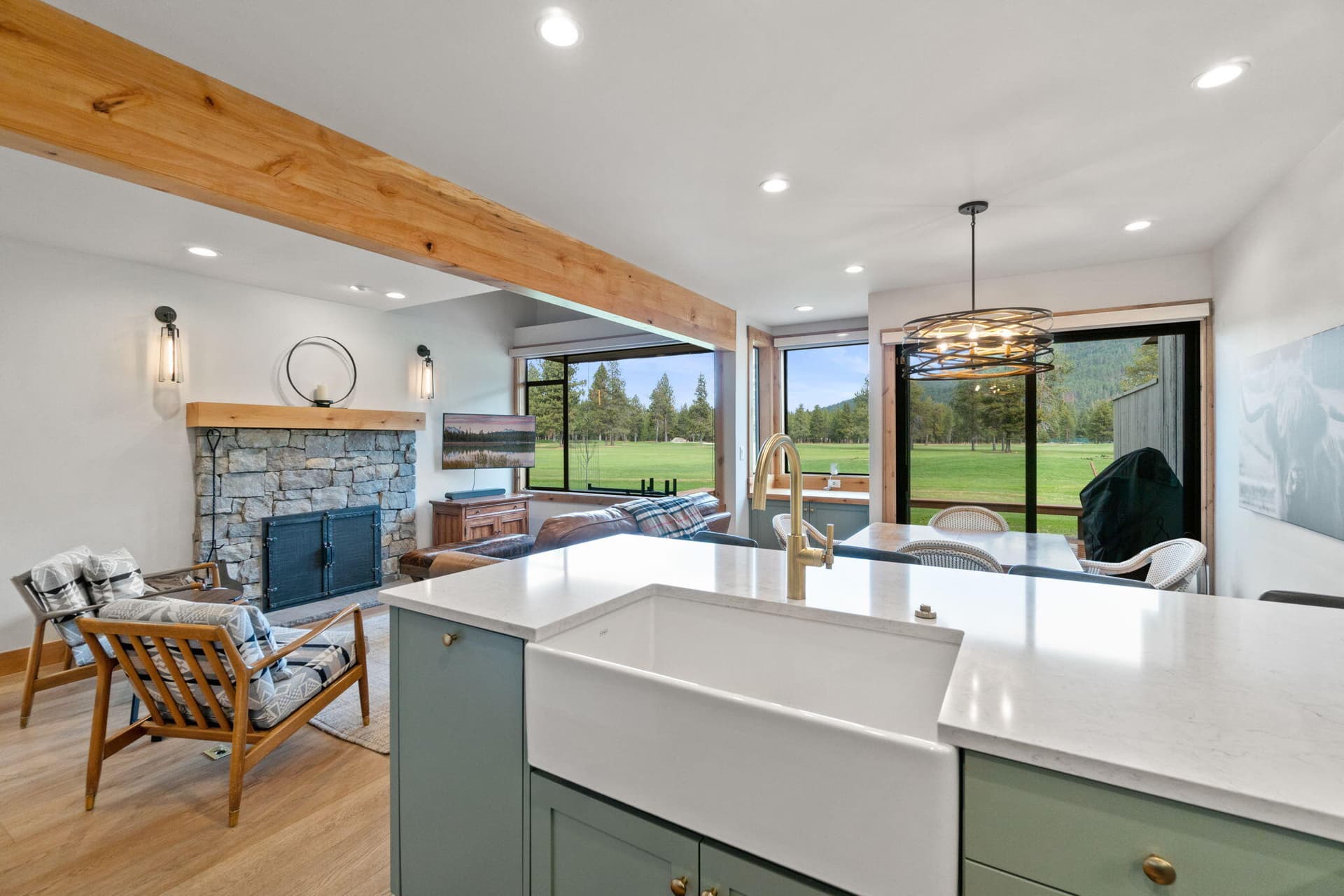 40-web-or-mls-Riley Visuals-40. Photo 4 of 45, 13400 Foxtail Unit GCC101, Black Butte Ranch, OR 97759