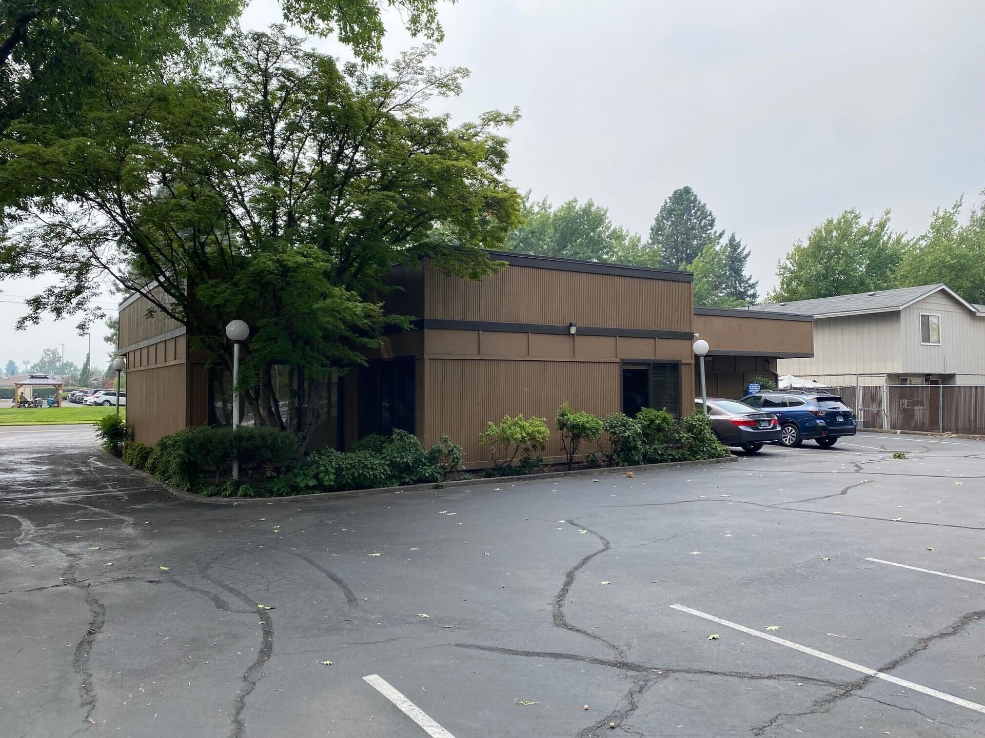 3. Photo 3 of 15, 753 Spring Street, Medford, OR 97504