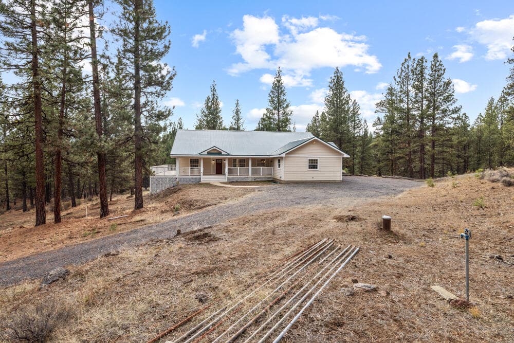13423SpragueRiverRd-29. Photo 5 of 46, 13423 Sprague River Road Unit 1, Chiloquin, OR 97624