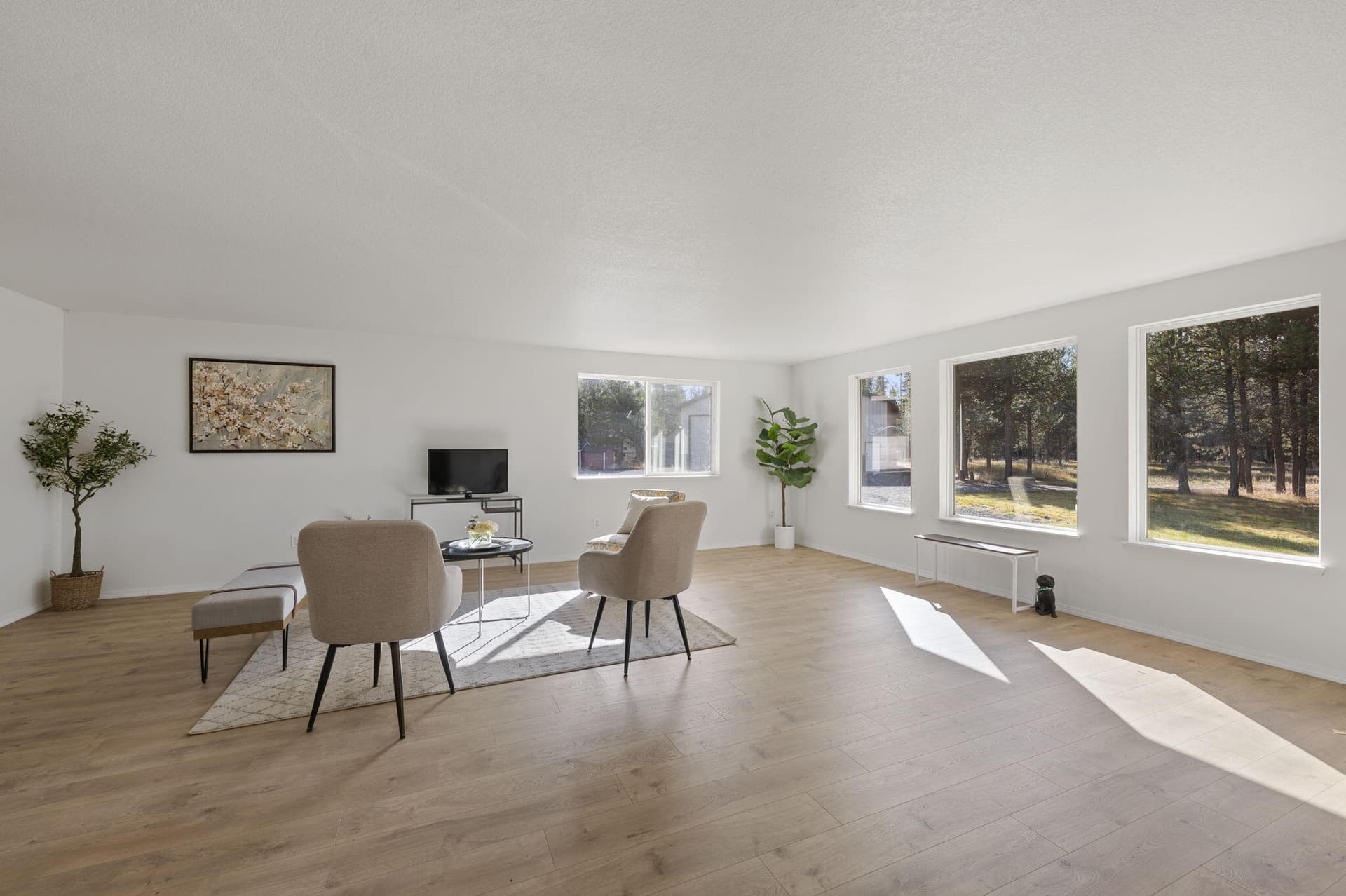 5 - 05. Living Room. Photo 5 of 44, 16549 Wayne Drive, La Pine, OR 97739