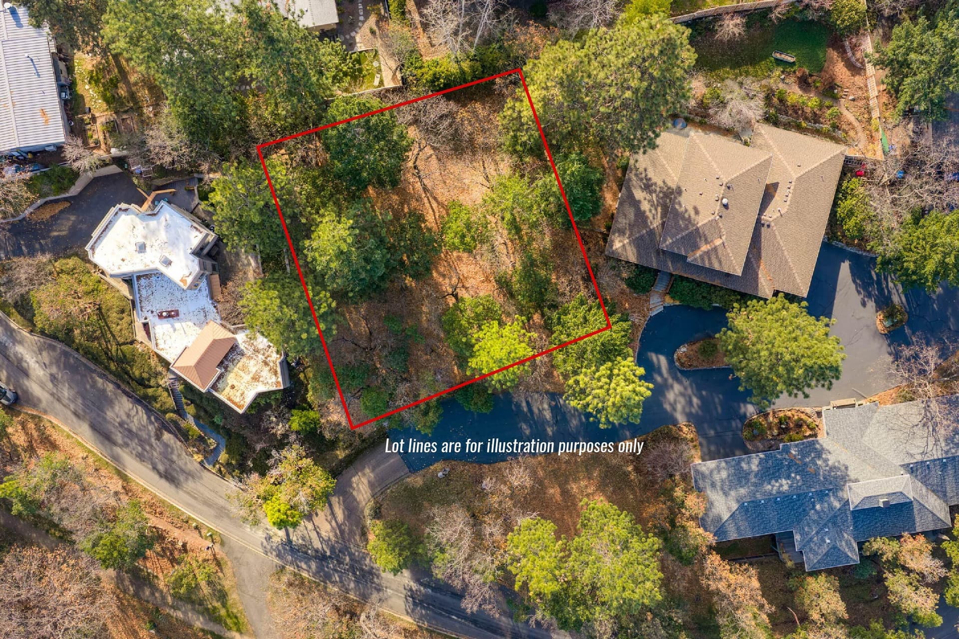 ApxPT00031. Photo 2 of 17, 961 Pinecrest Terrace, Ashland, OR 97520