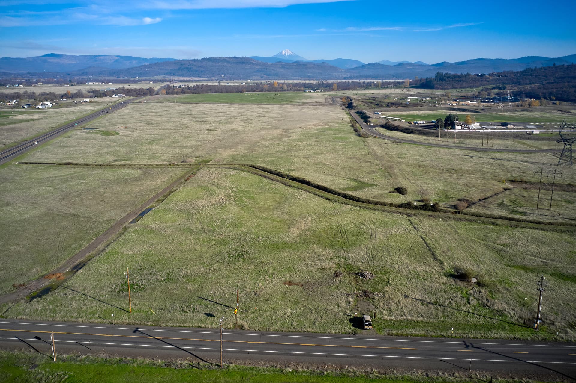7314 Kershaw Rd-01. Photo 2 of 16, 7314 Kershaw Road, Central Point, OR 97502